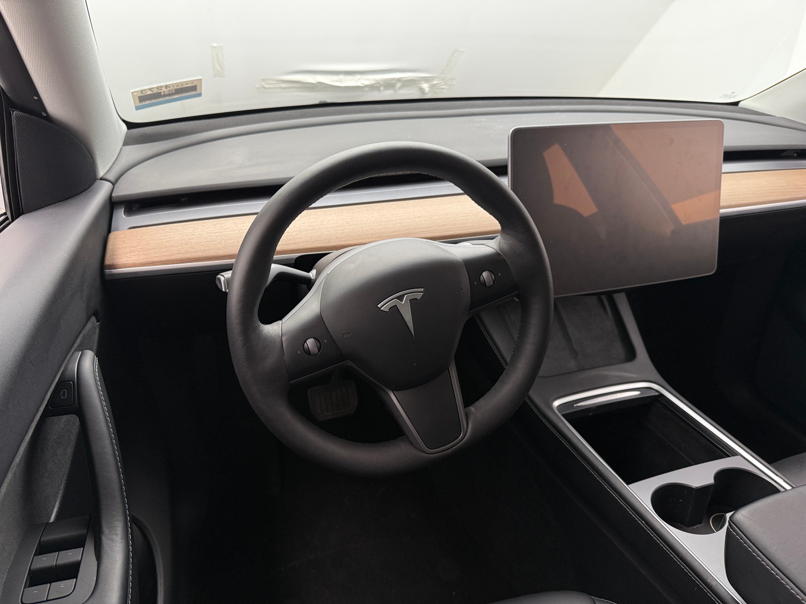 Thumbnail: 2022 Tesla Model Y - 4