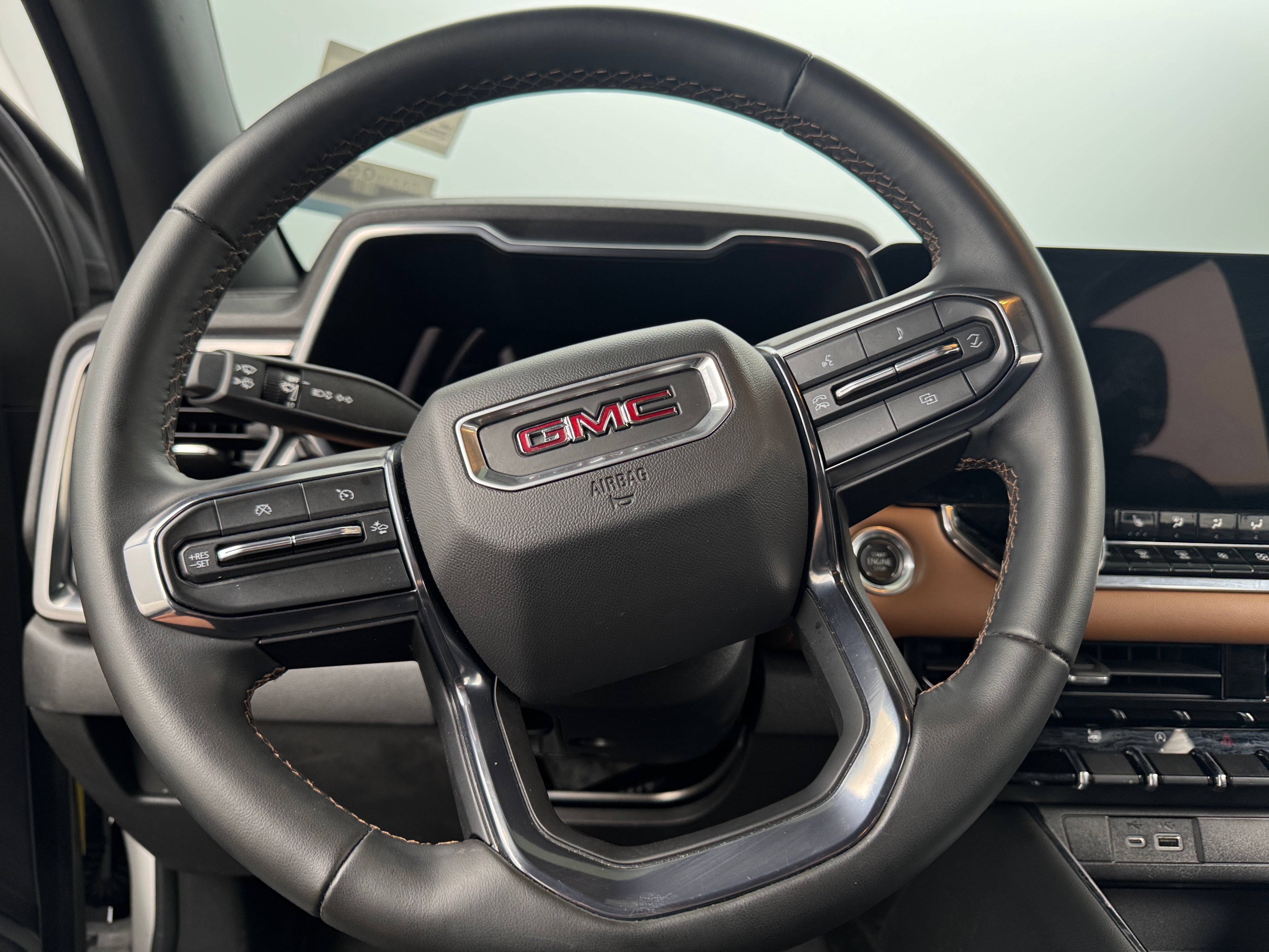 Thumbnail: 2024 GMC Canyon - 5