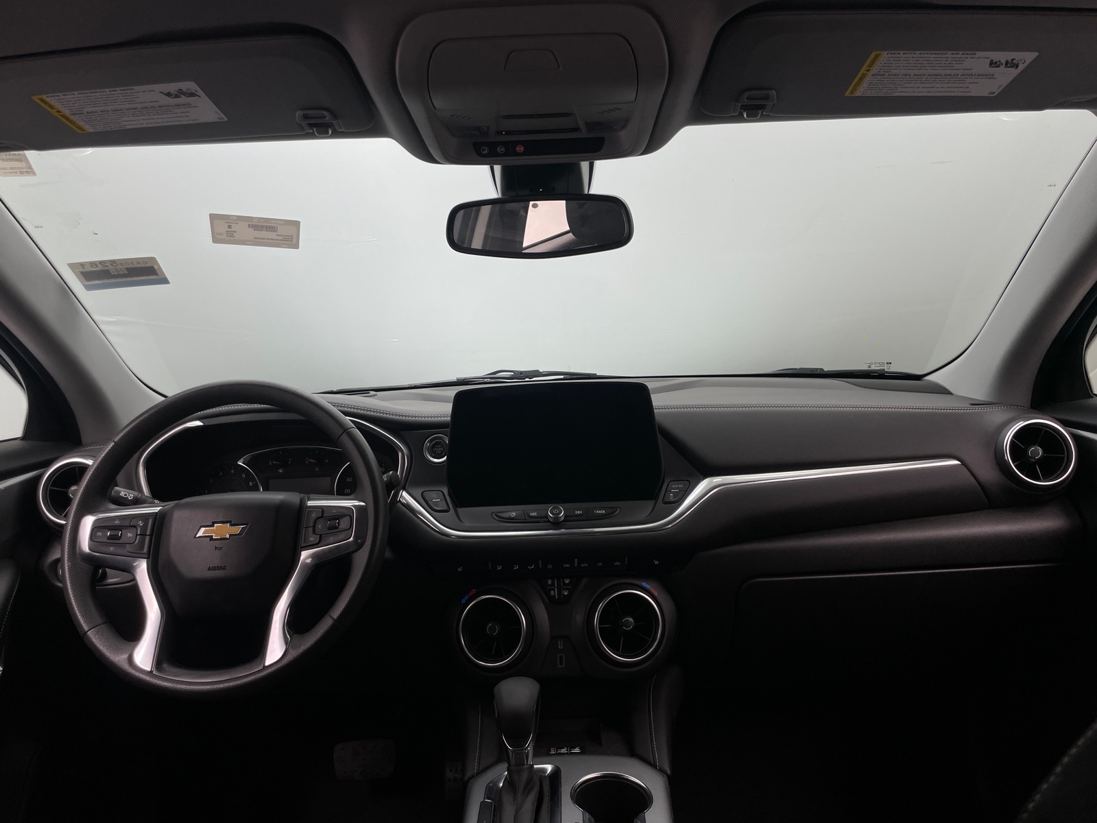 Thumbnail: 2023 Chevrolet Blazer - 3