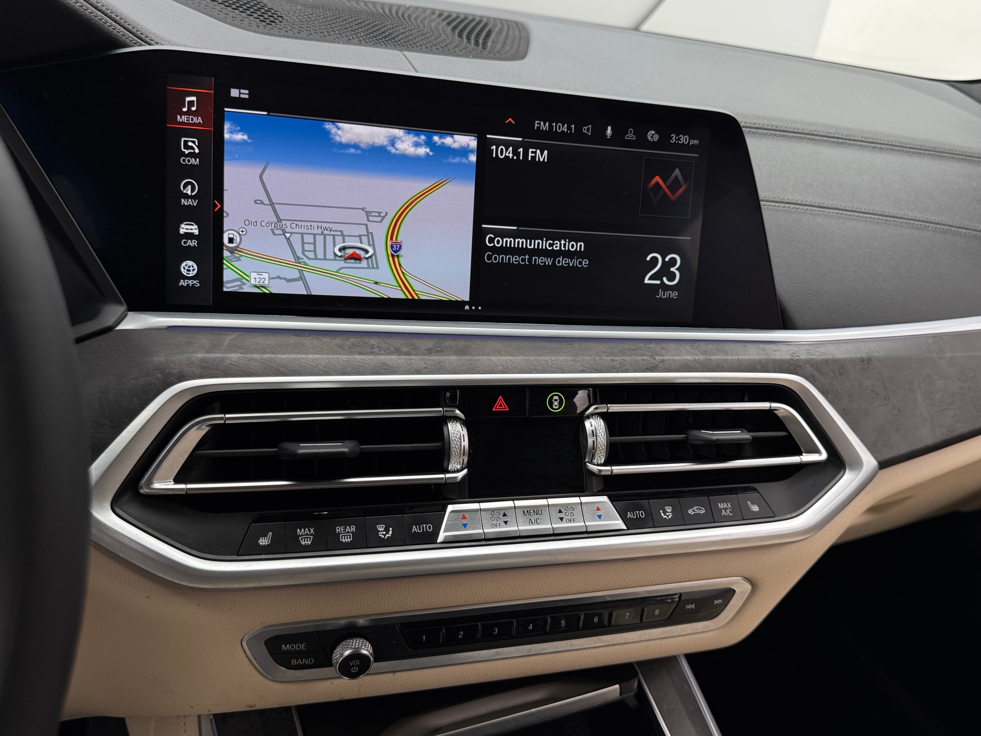 Thumbnail: 2022 BMW X5 - 3