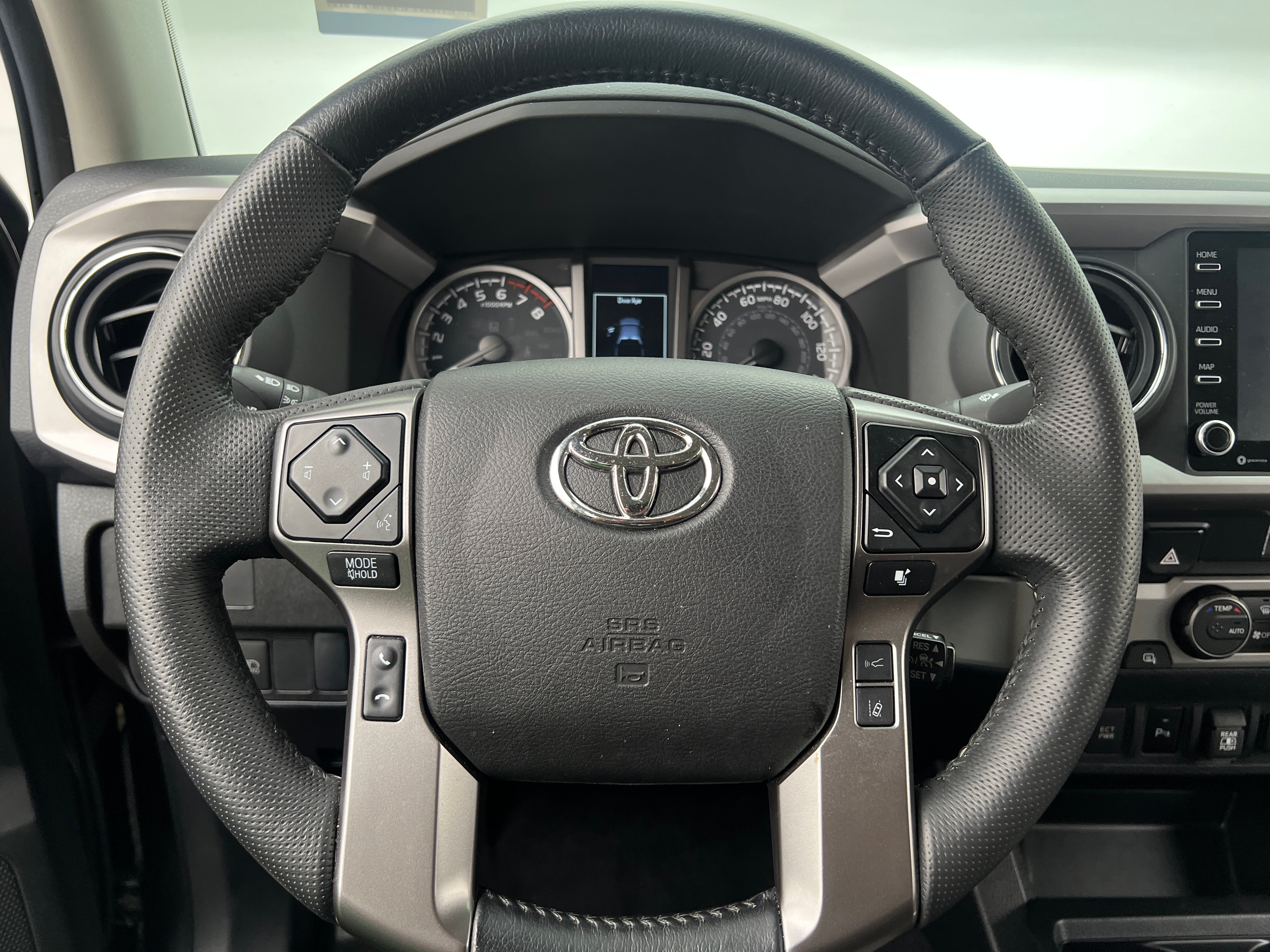 Thumbnail: 2022 Toyota Tacoma - 5