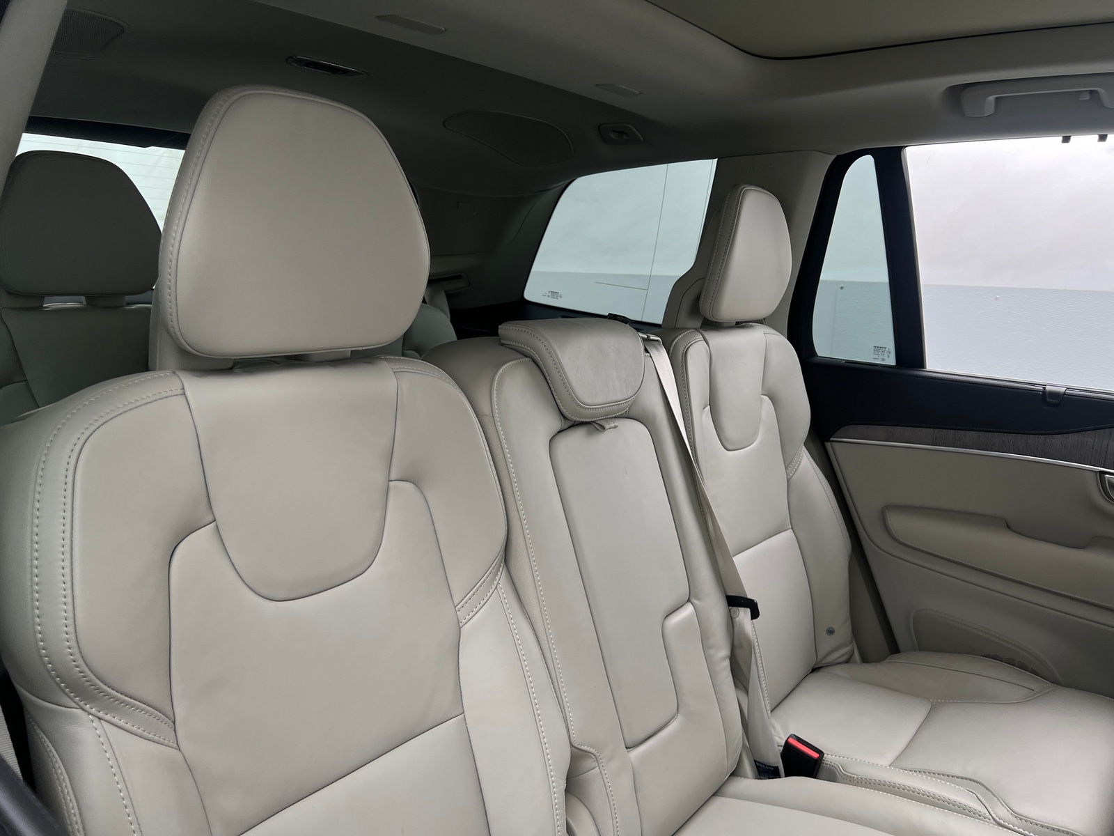 Thumbnail: 2022 Volvo XC90 - 5