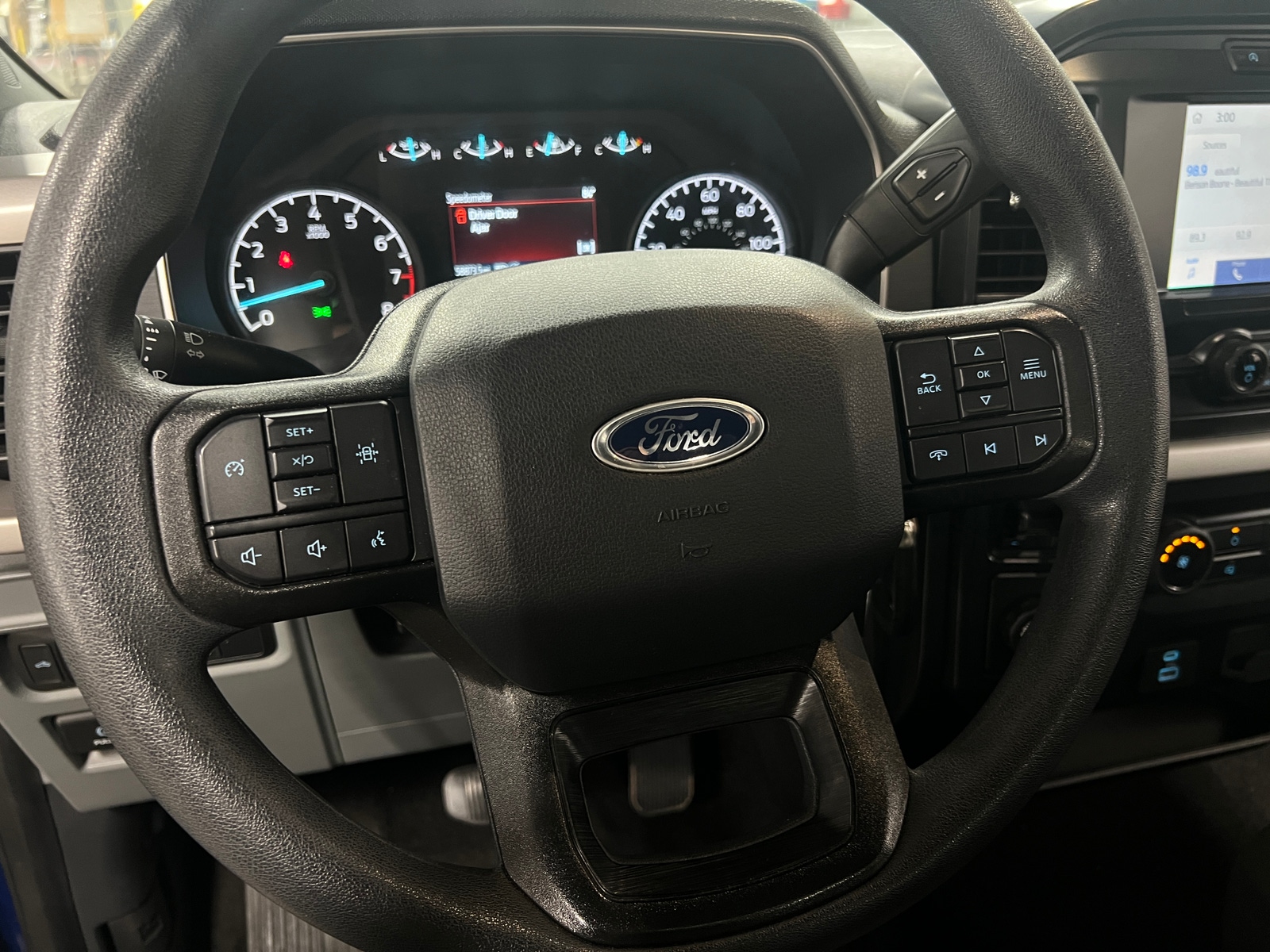 Thumbnail: 2022 Ford Econoline - 5