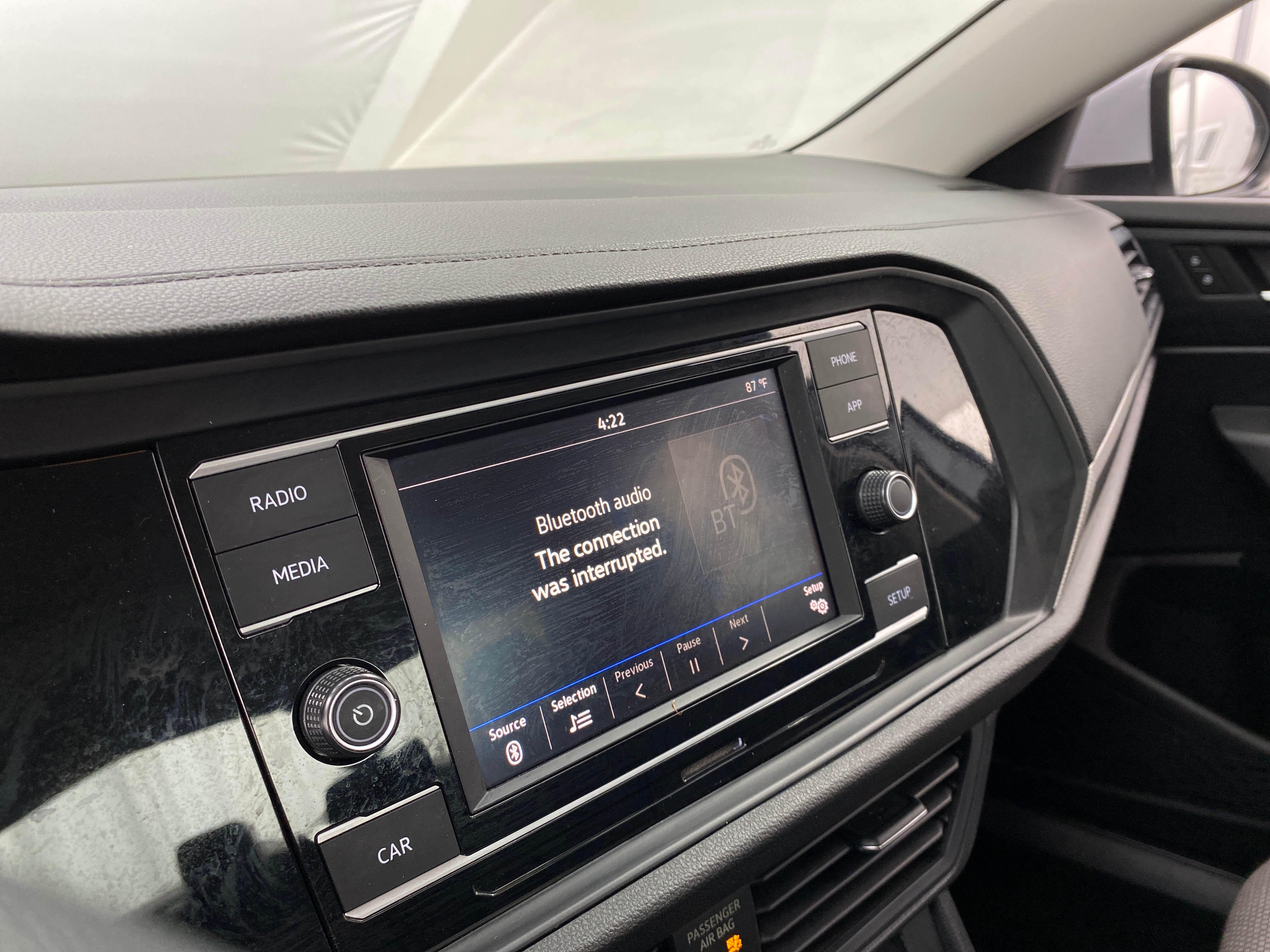 Thumbnail: 2019 Volkswagen Jetta - 4