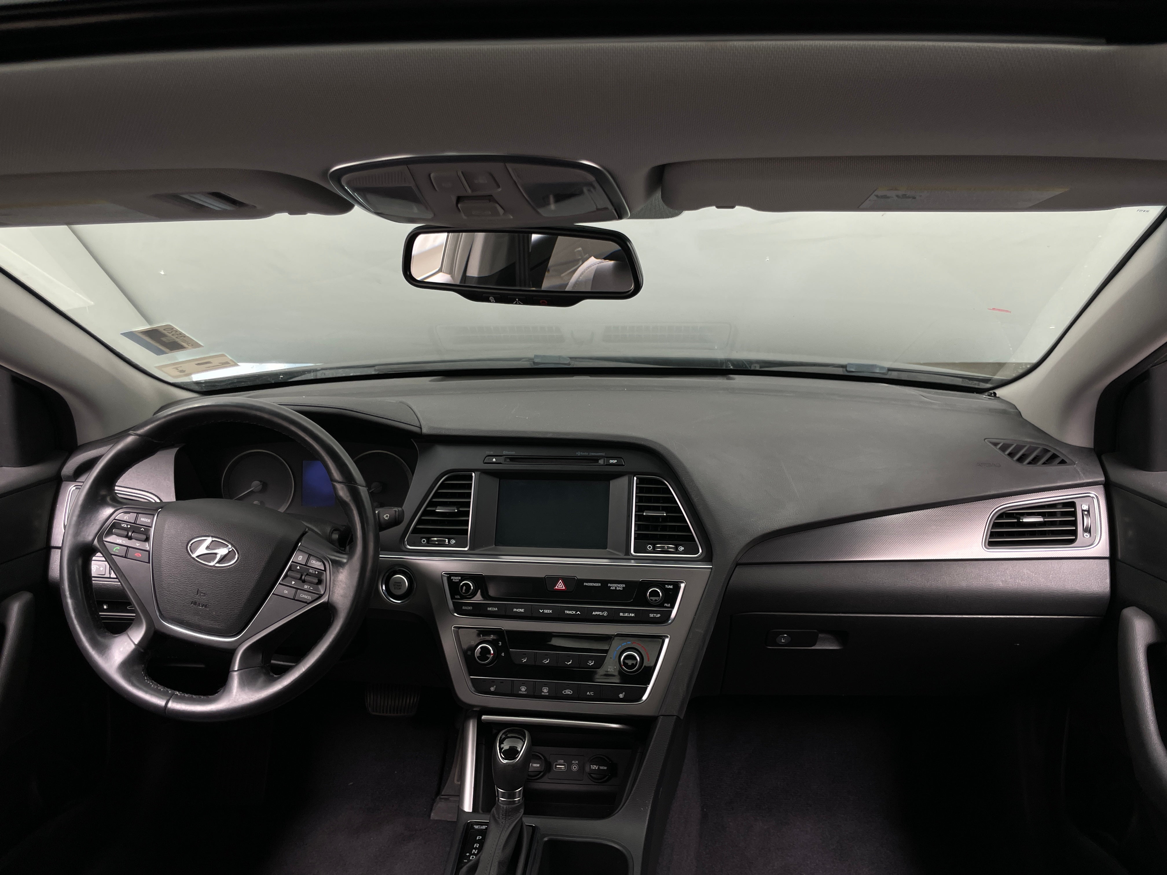 Thumbnail: 2017 Hyundai Sonata - 3