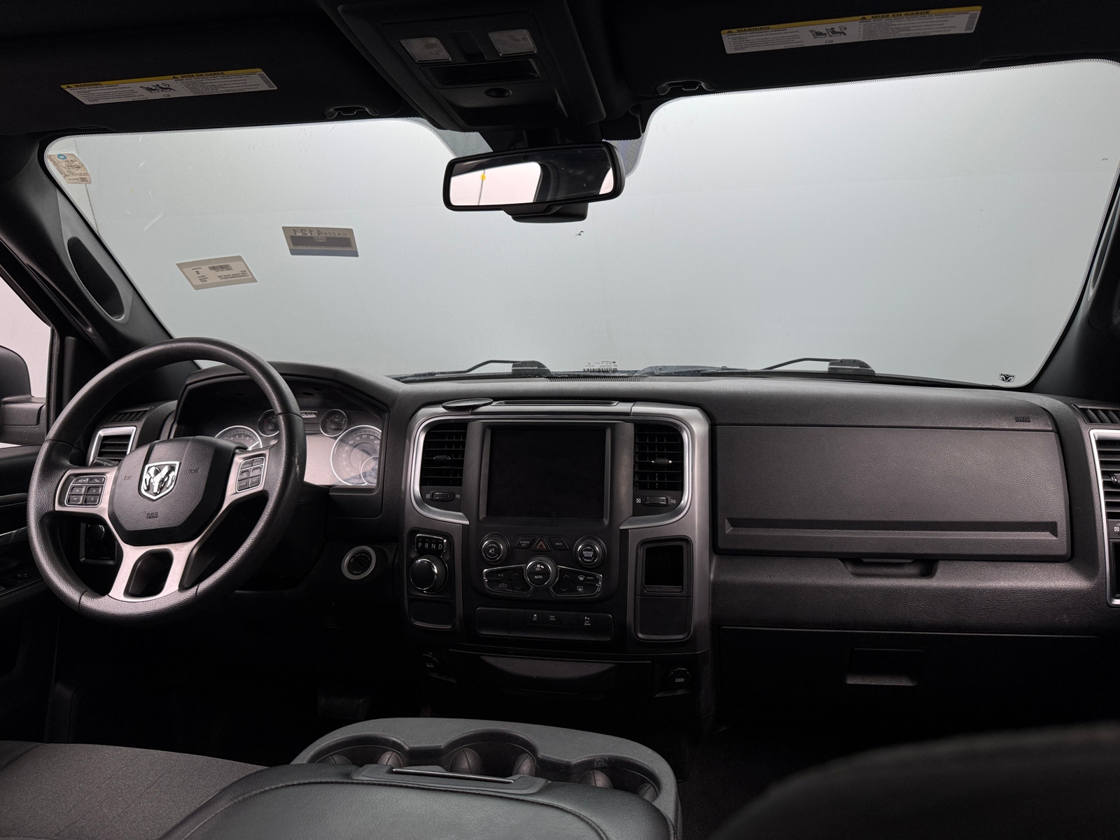 Thumbnail: 2022 RAM 1500 Classic - 3
