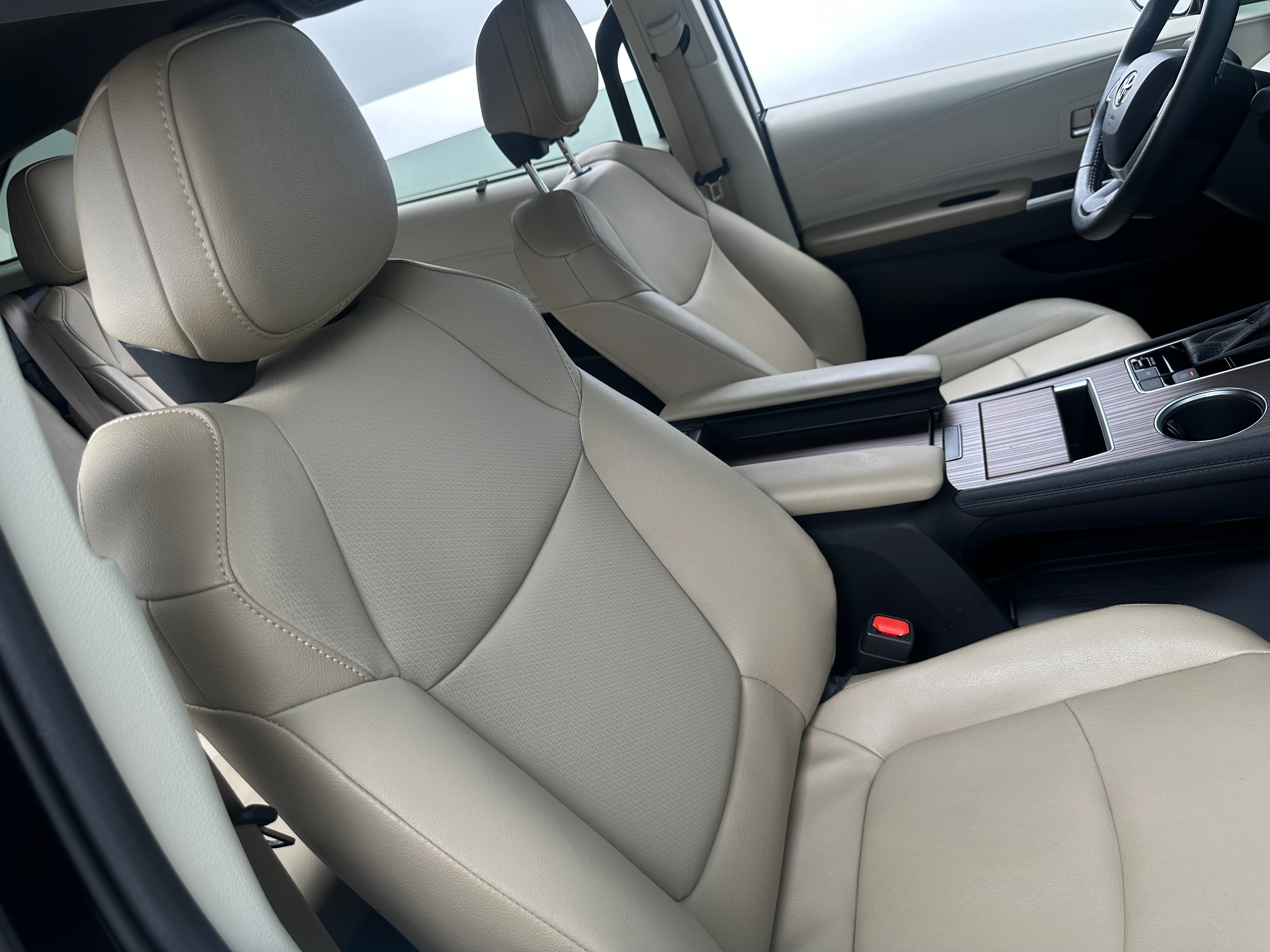 Thumbnail: 2024 Toyota Sienna - 2