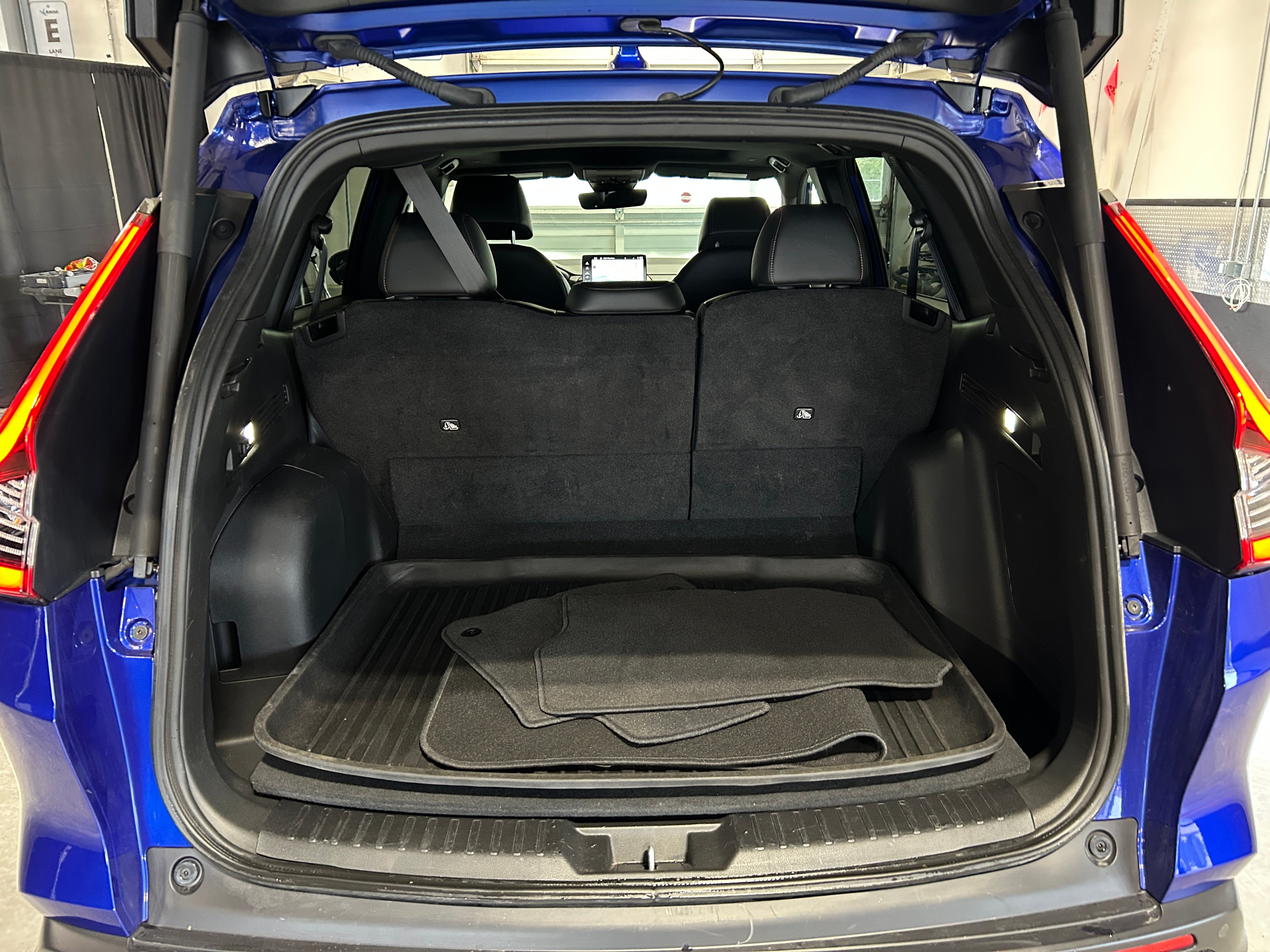 Thumbnail: 2023 Honda CR-V - 6