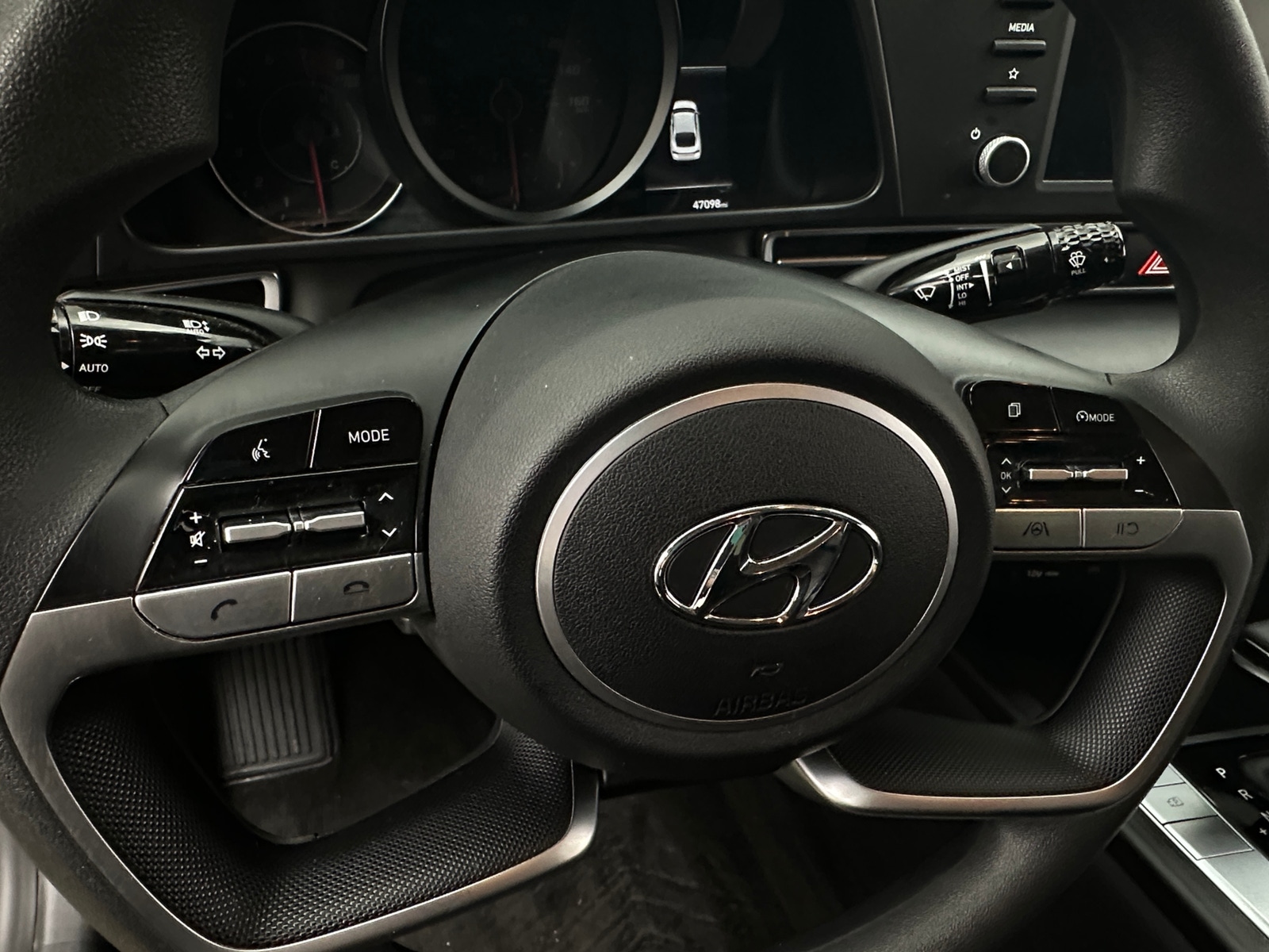 Thumbnail: 2021 Hyundai Elantra - 5