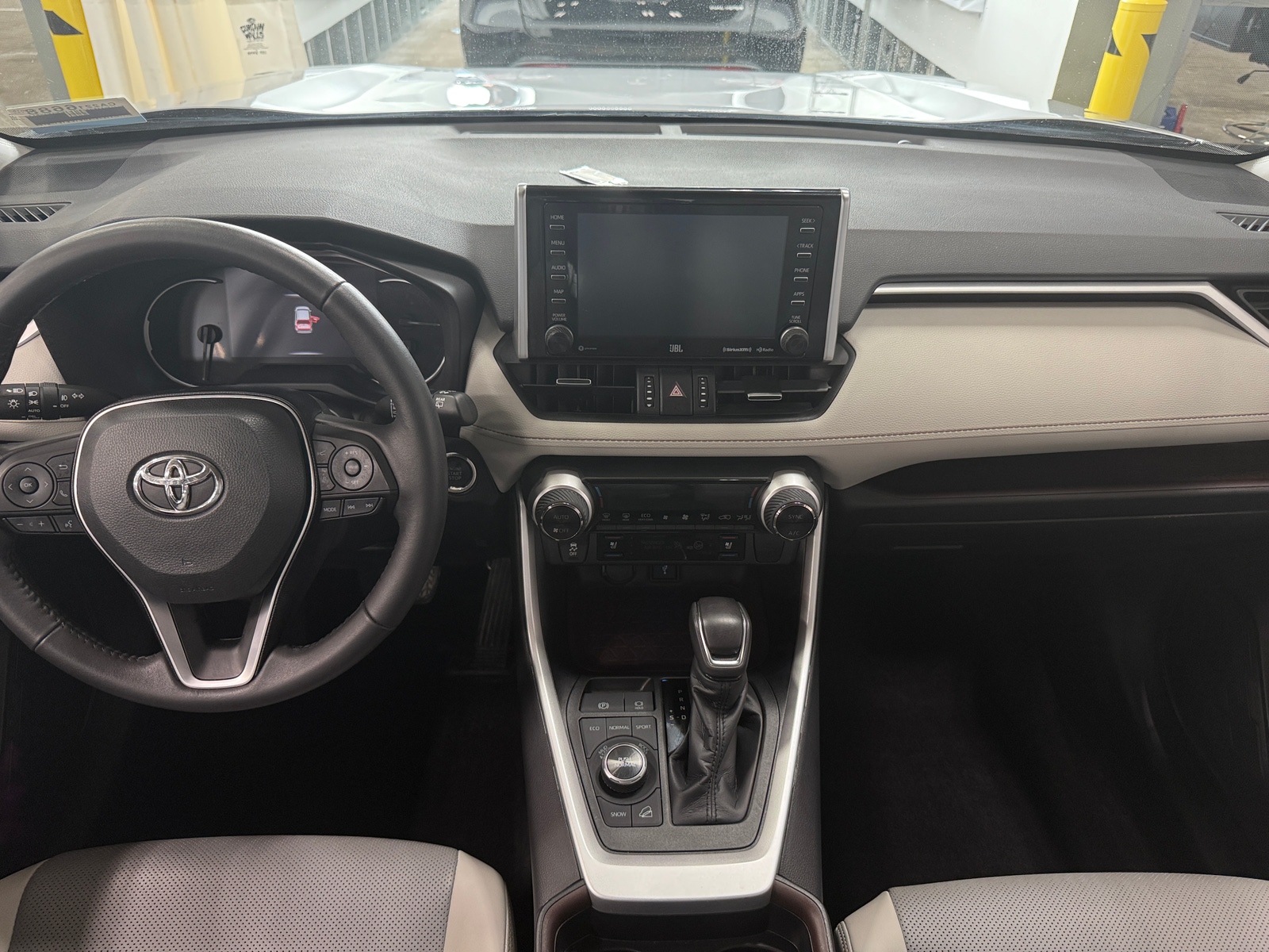 Thumbnail: 2021 Toyota RAV4 - 2