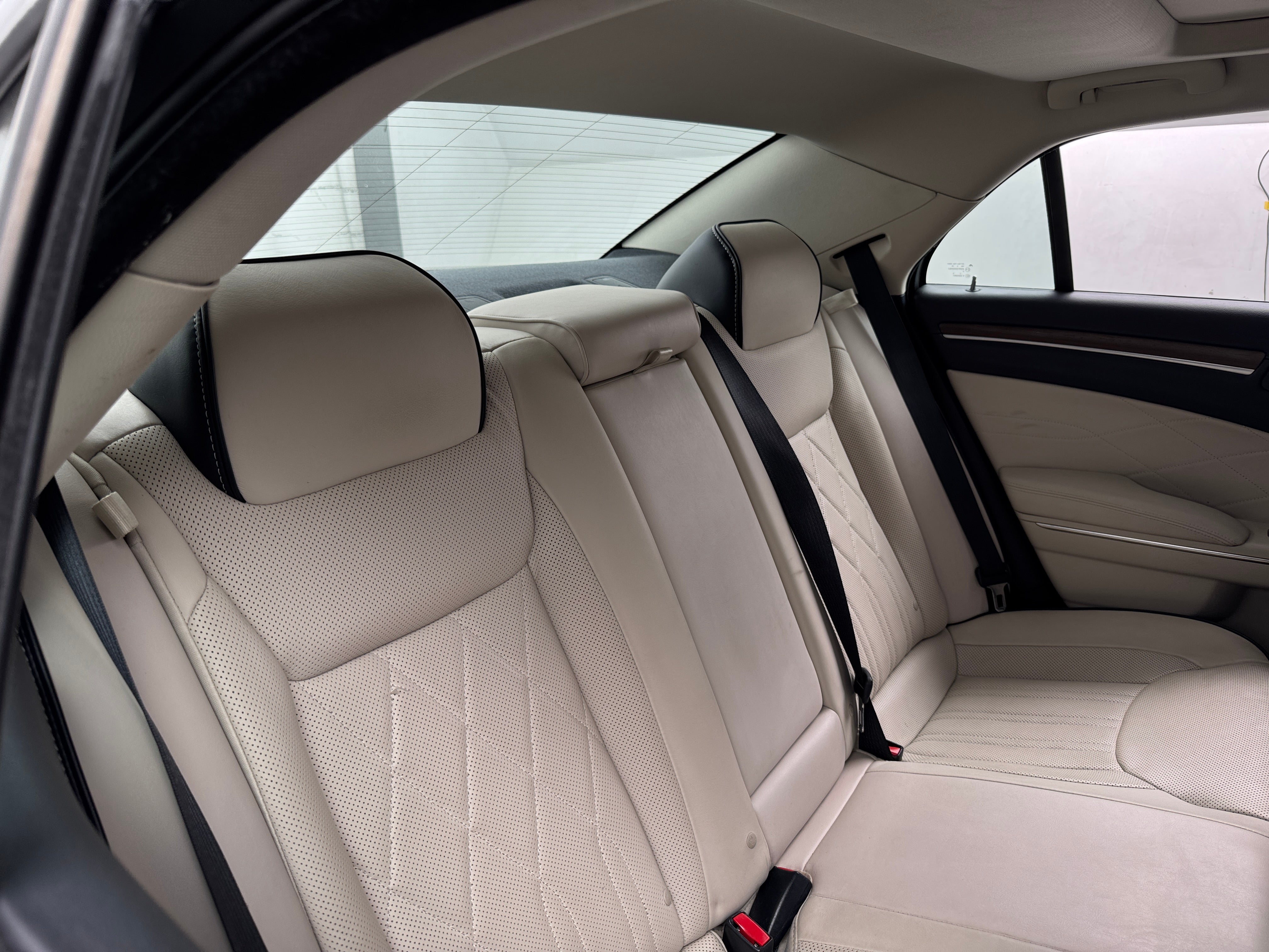 Thumbnail: 2017 Chrysler 300 - 5