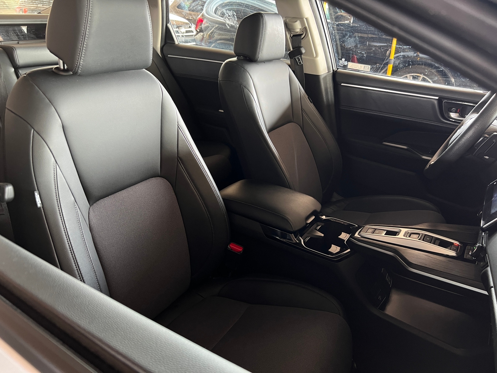 Thumbnail: 2021 Honda Clarity - 2