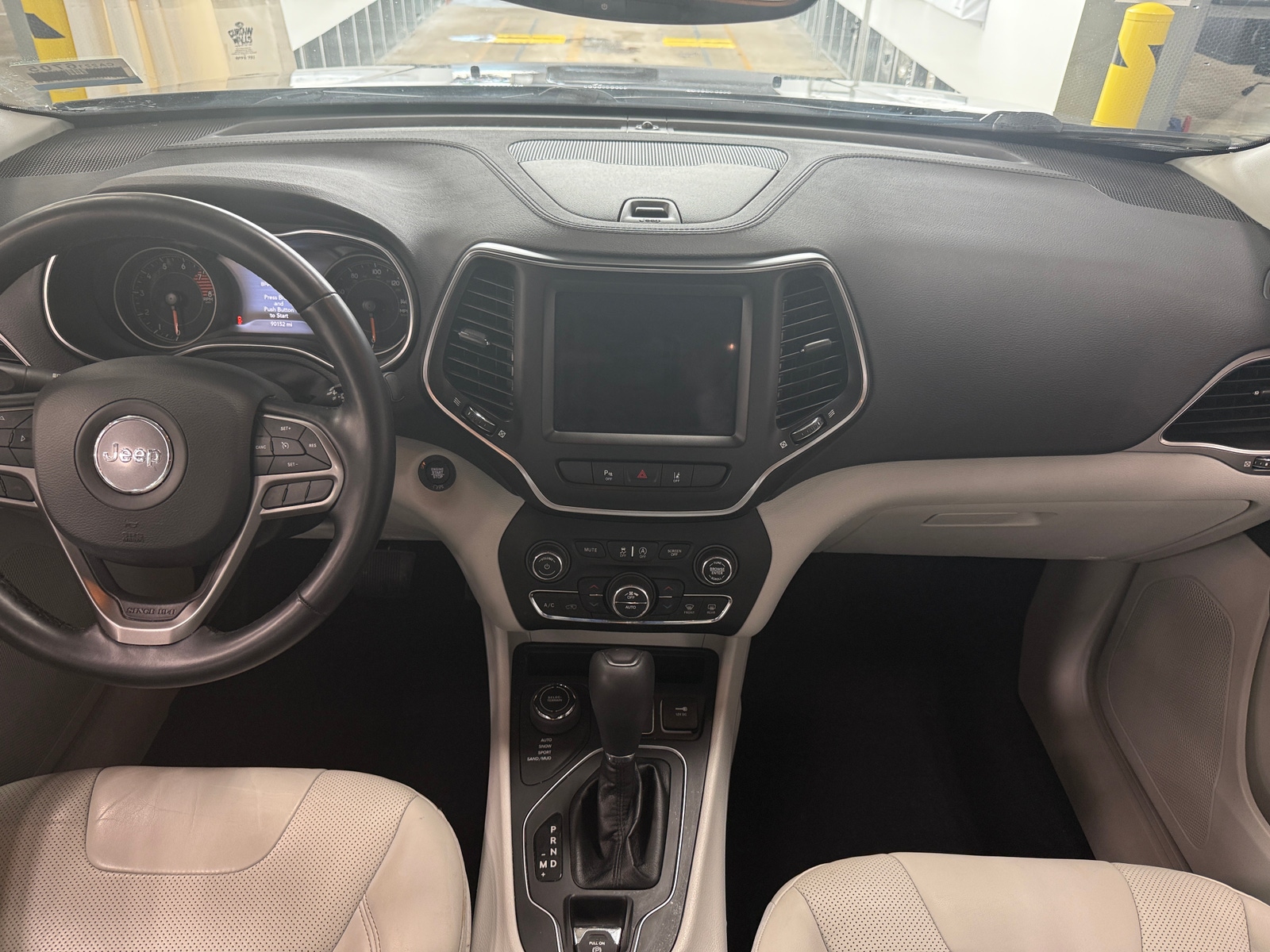 Thumbnail: 2021 Jeep Cherokee - 2