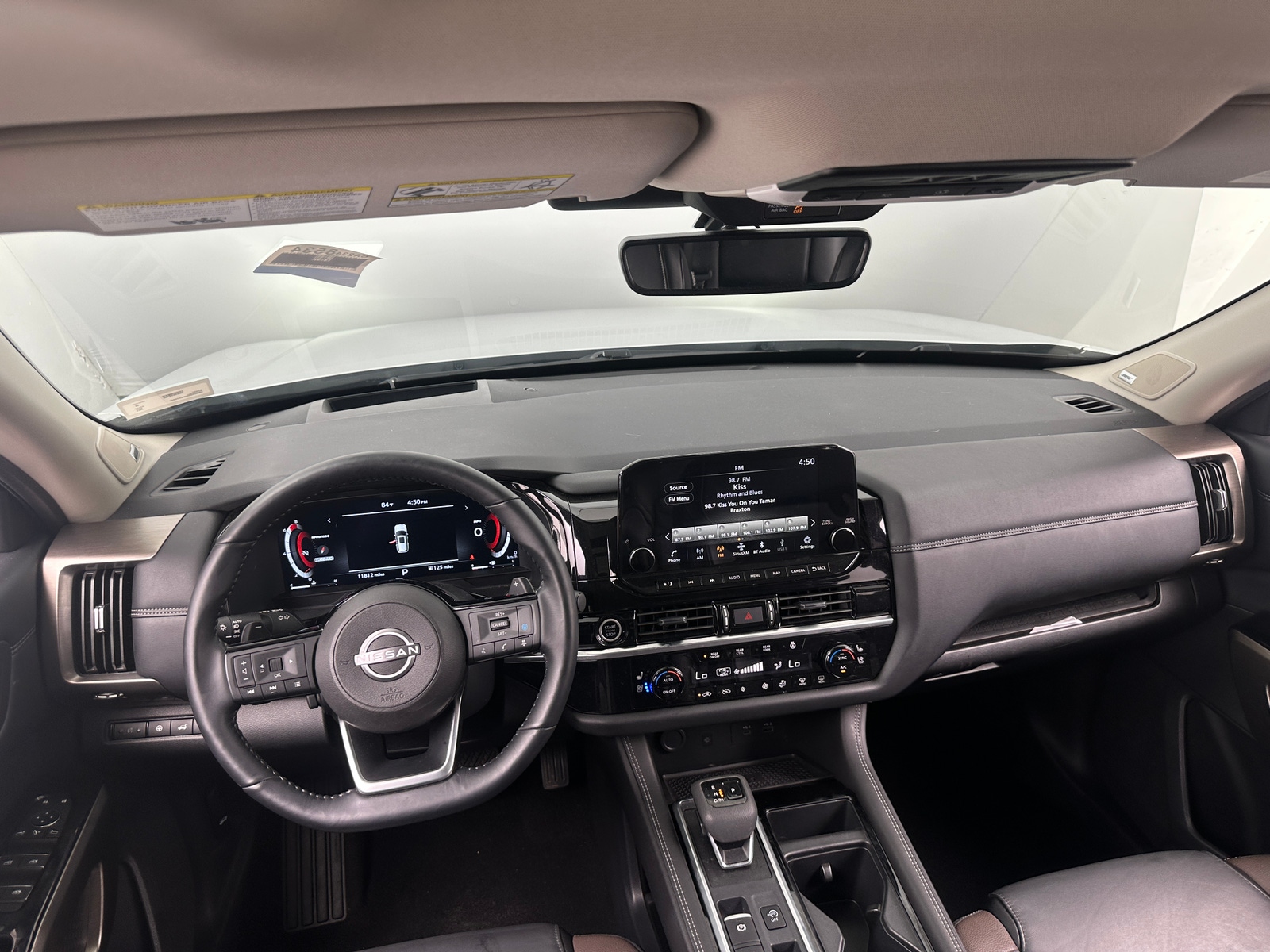 Thumbnail: 2024 Nissan Pathfinder - 2