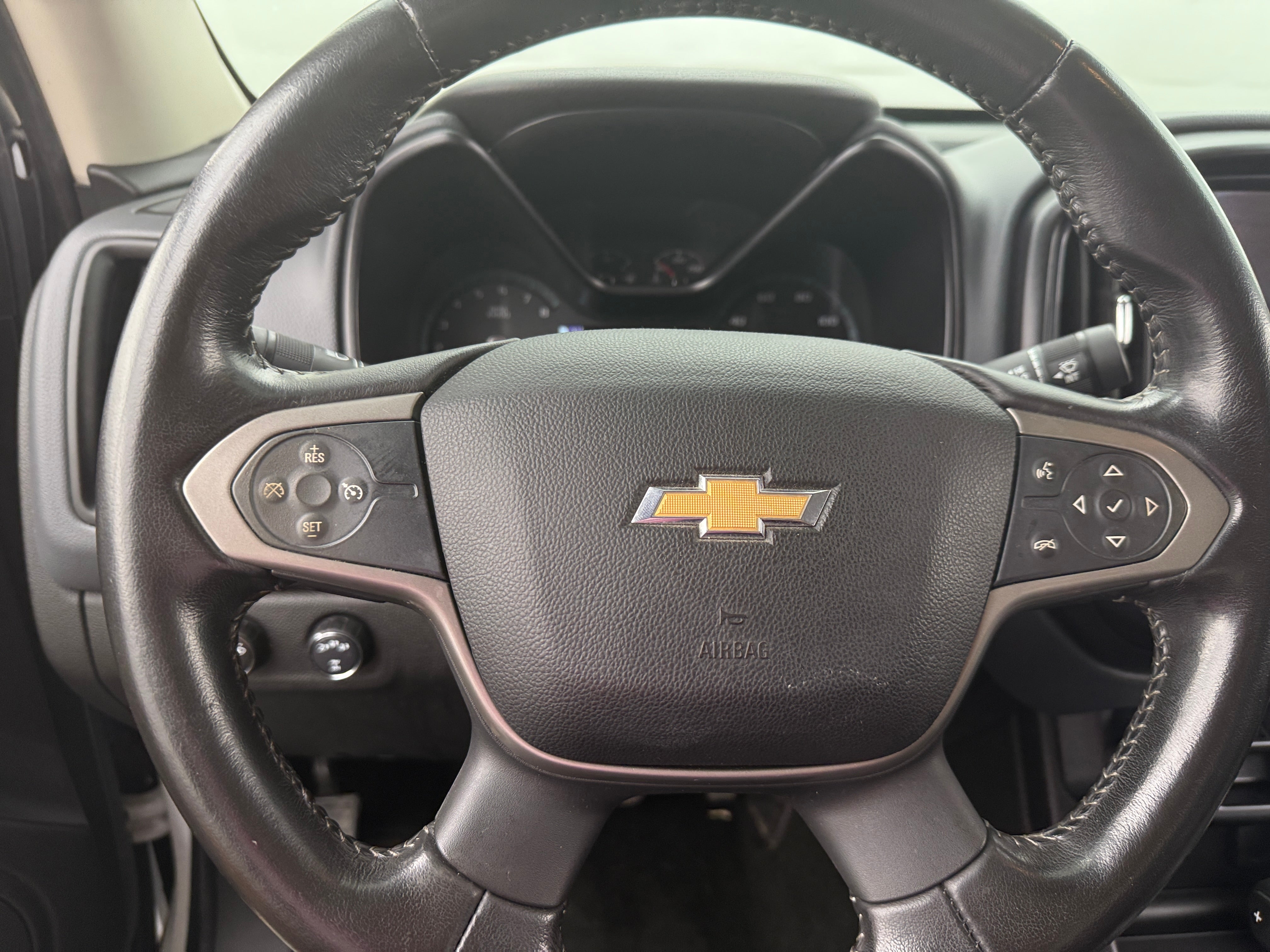 Thumbnail: 2016 Chevrolet Colorado - 4