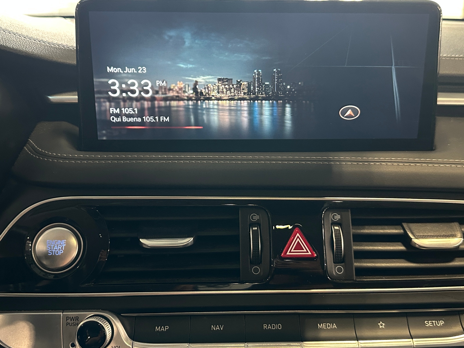 Thumbnail: 2022 Genesis G70 - 3