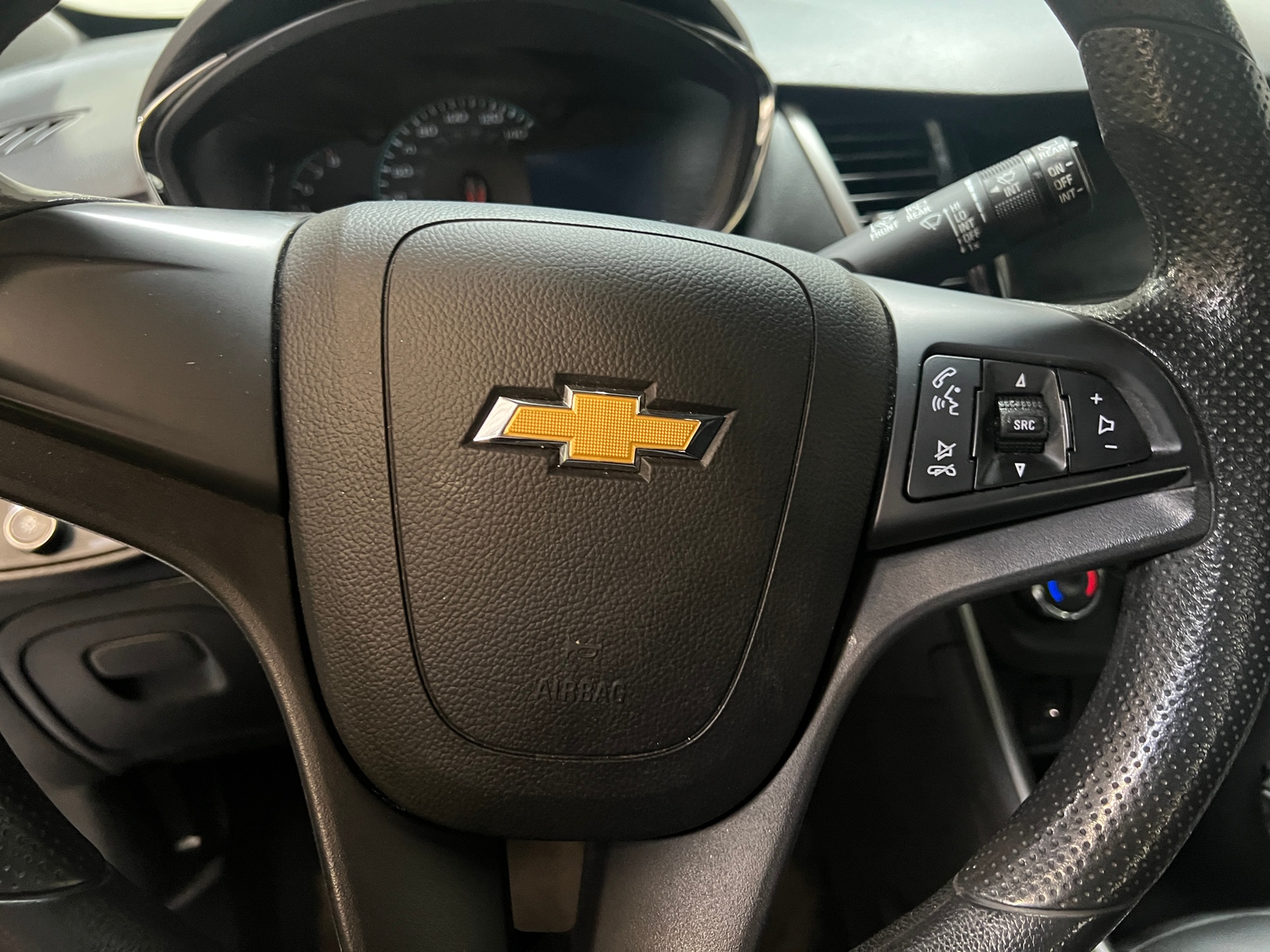 Thumbnail: 2021 Chevrolet Trax - 5