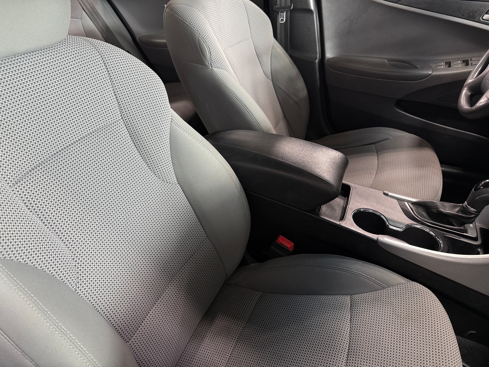 Thumbnail: 2013 Hyundai Sonata - 2