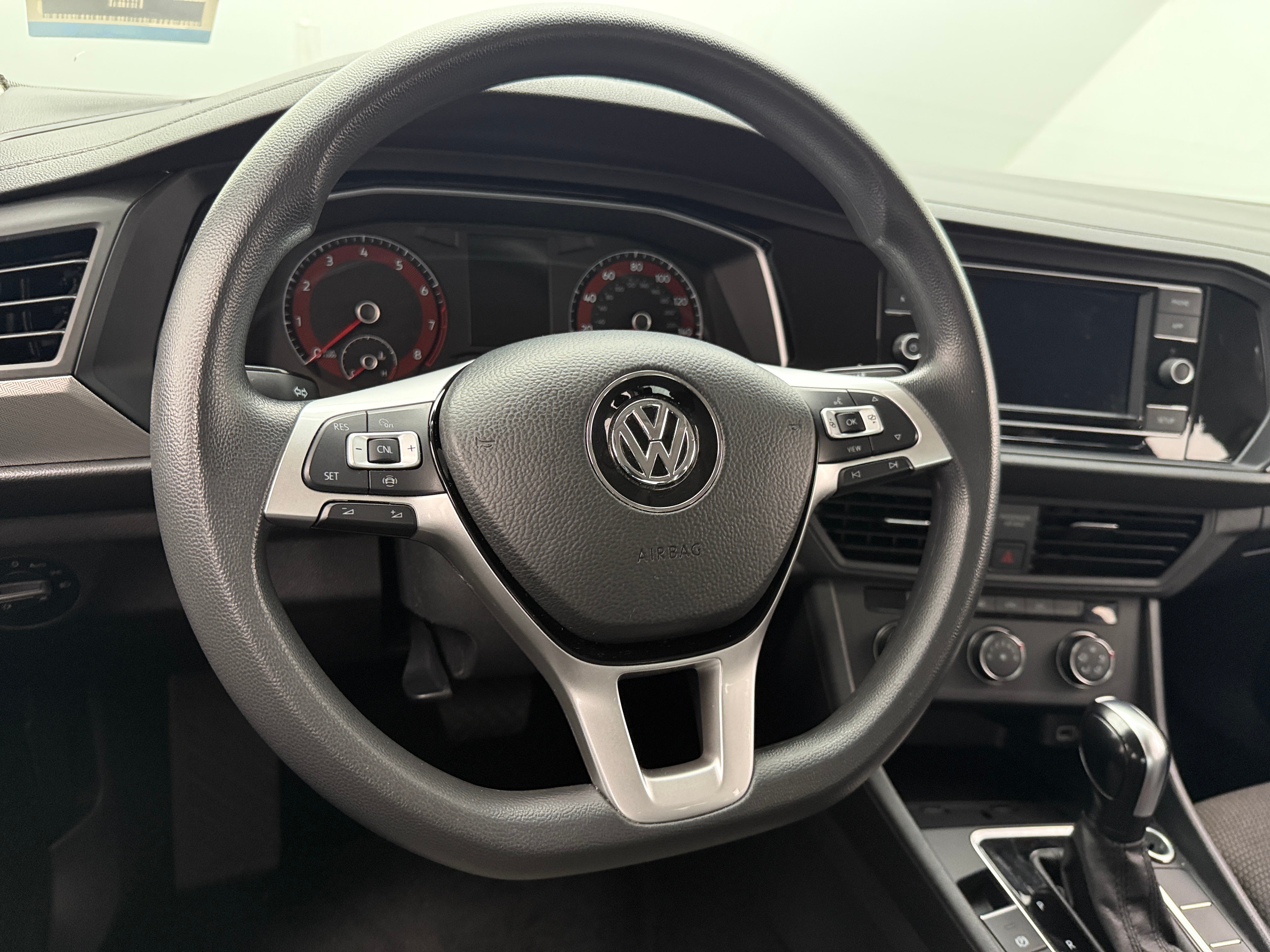 Thumbnail: 2019 Volkswagen Jetta - 5