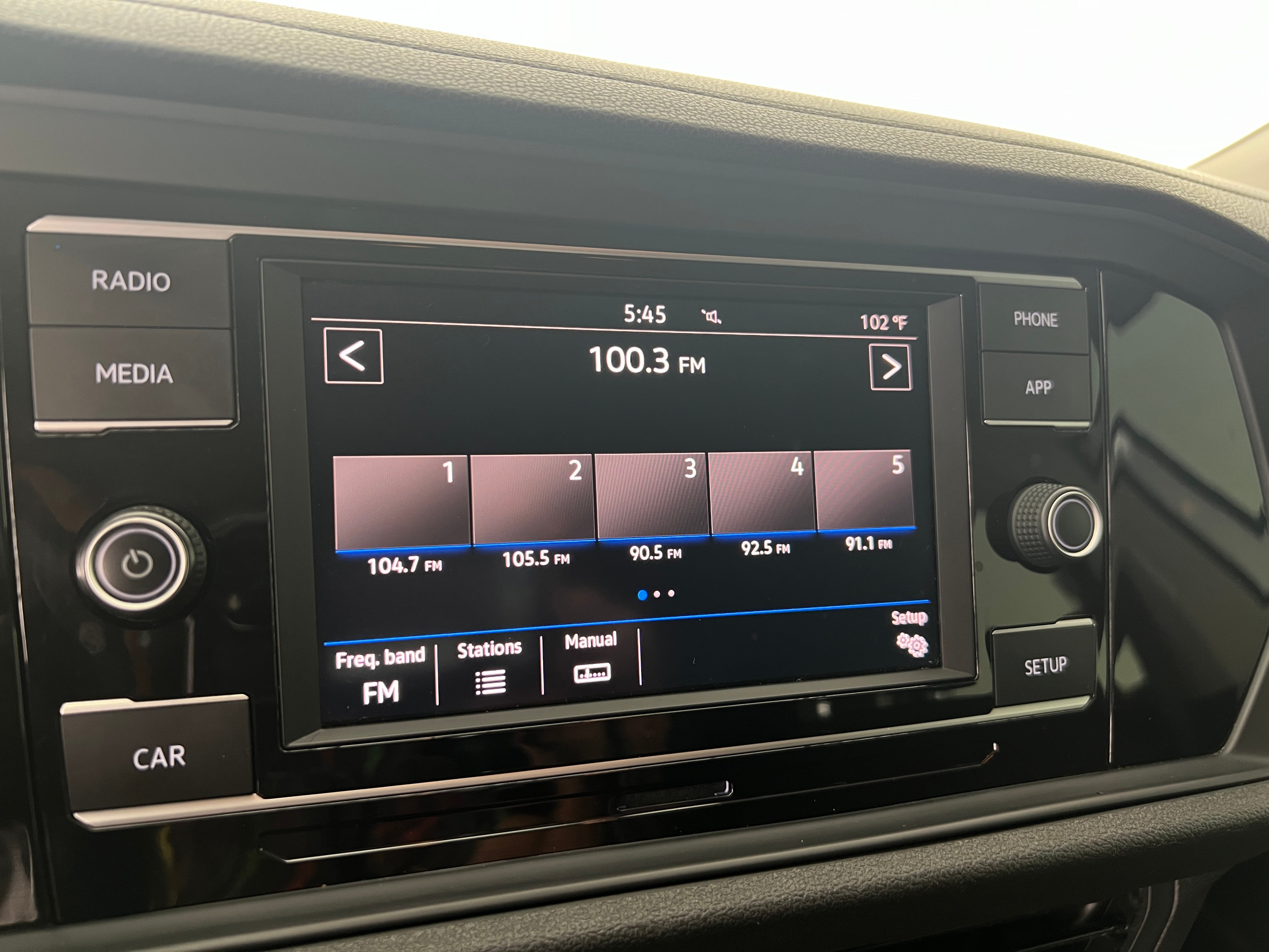 Thumbnail: 2019 Volkswagen Jetta - 4