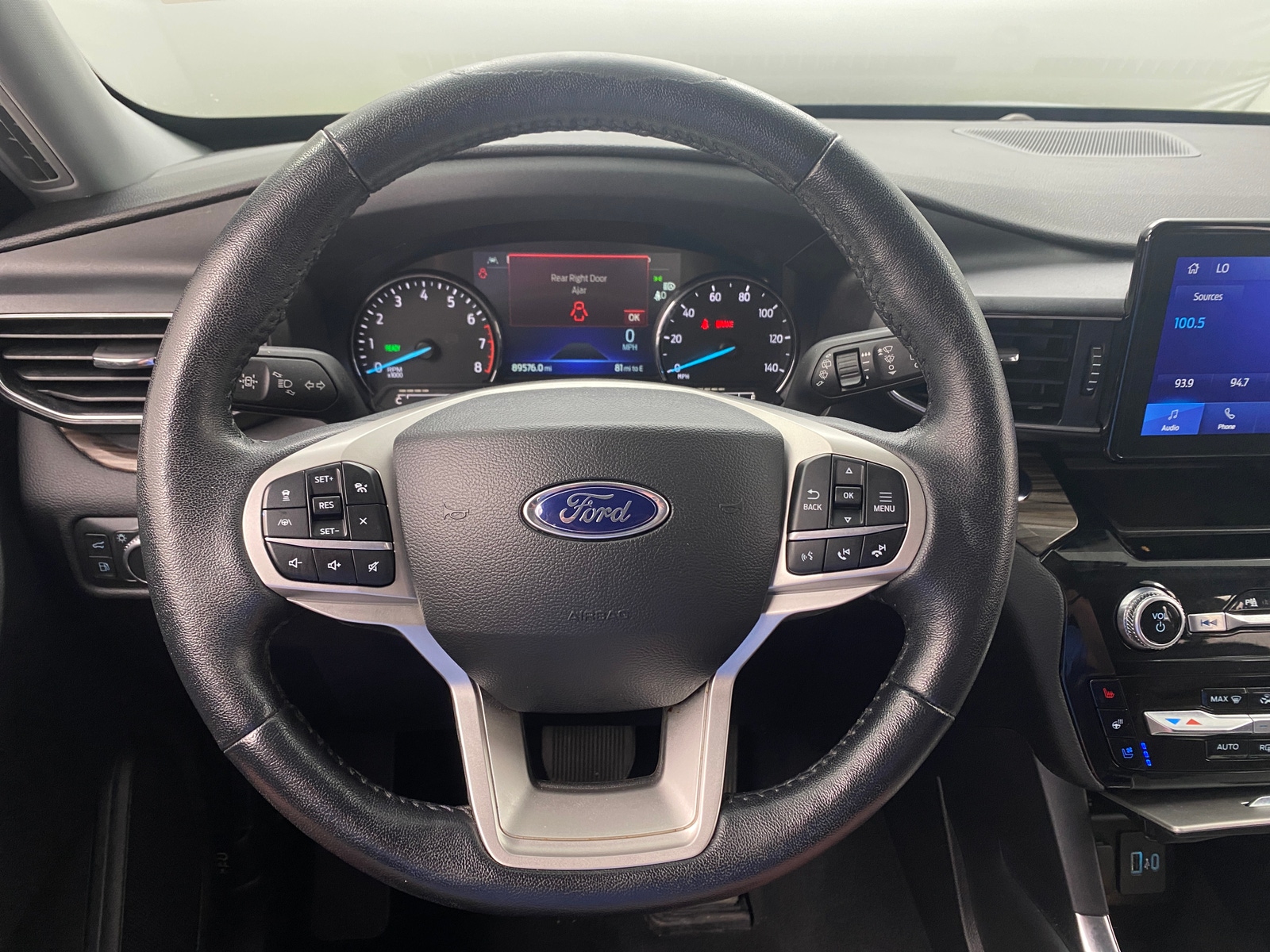 Thumbnail: 2022 Ford Explorer - 4