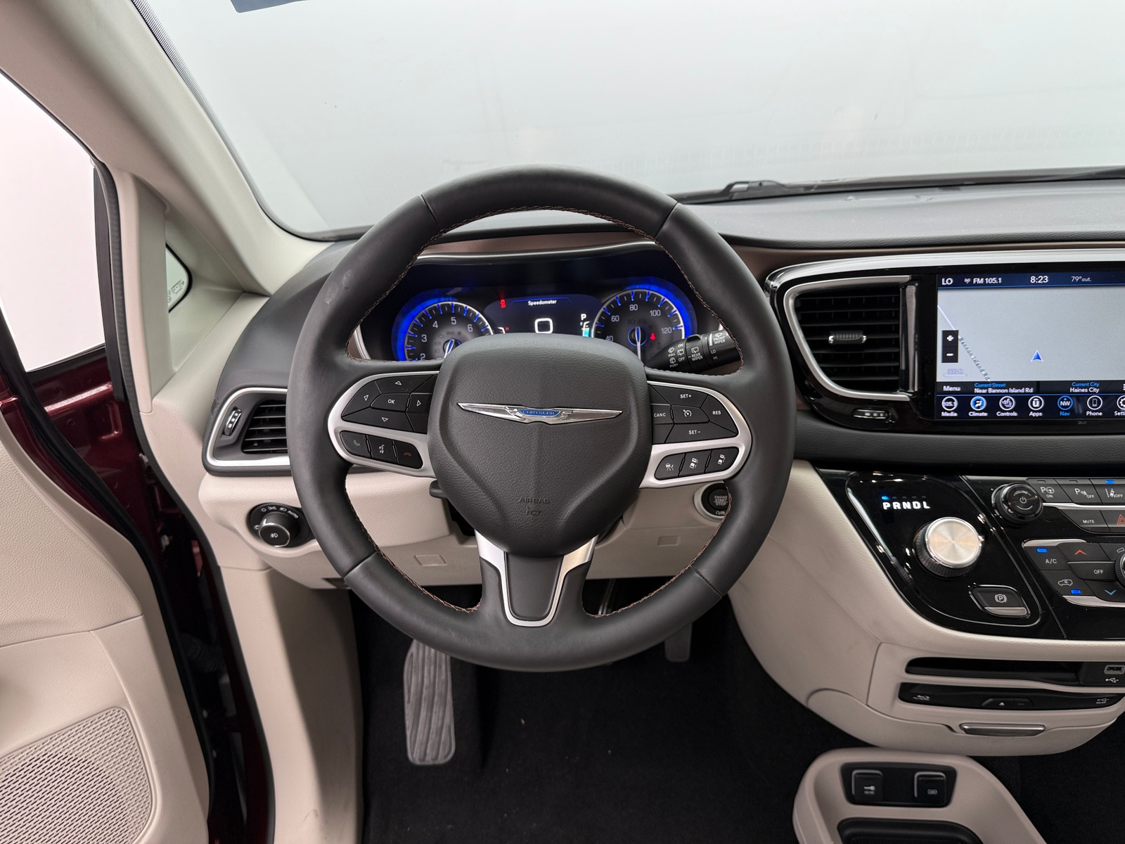 Thumbnail: 2018 Chrysler Pacifica - 4