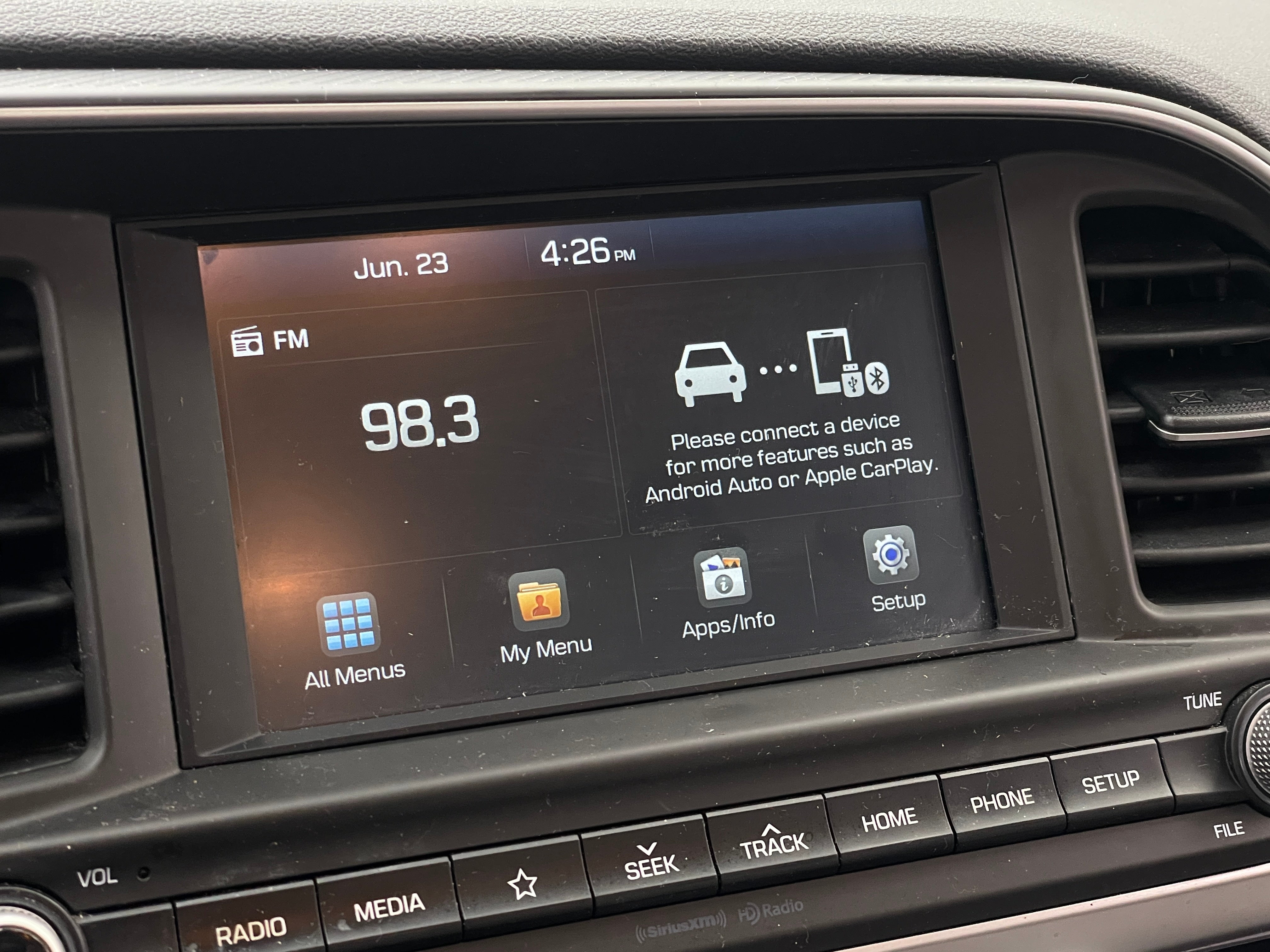 Thumbnail: 2019 Hyundai Elantra - 4