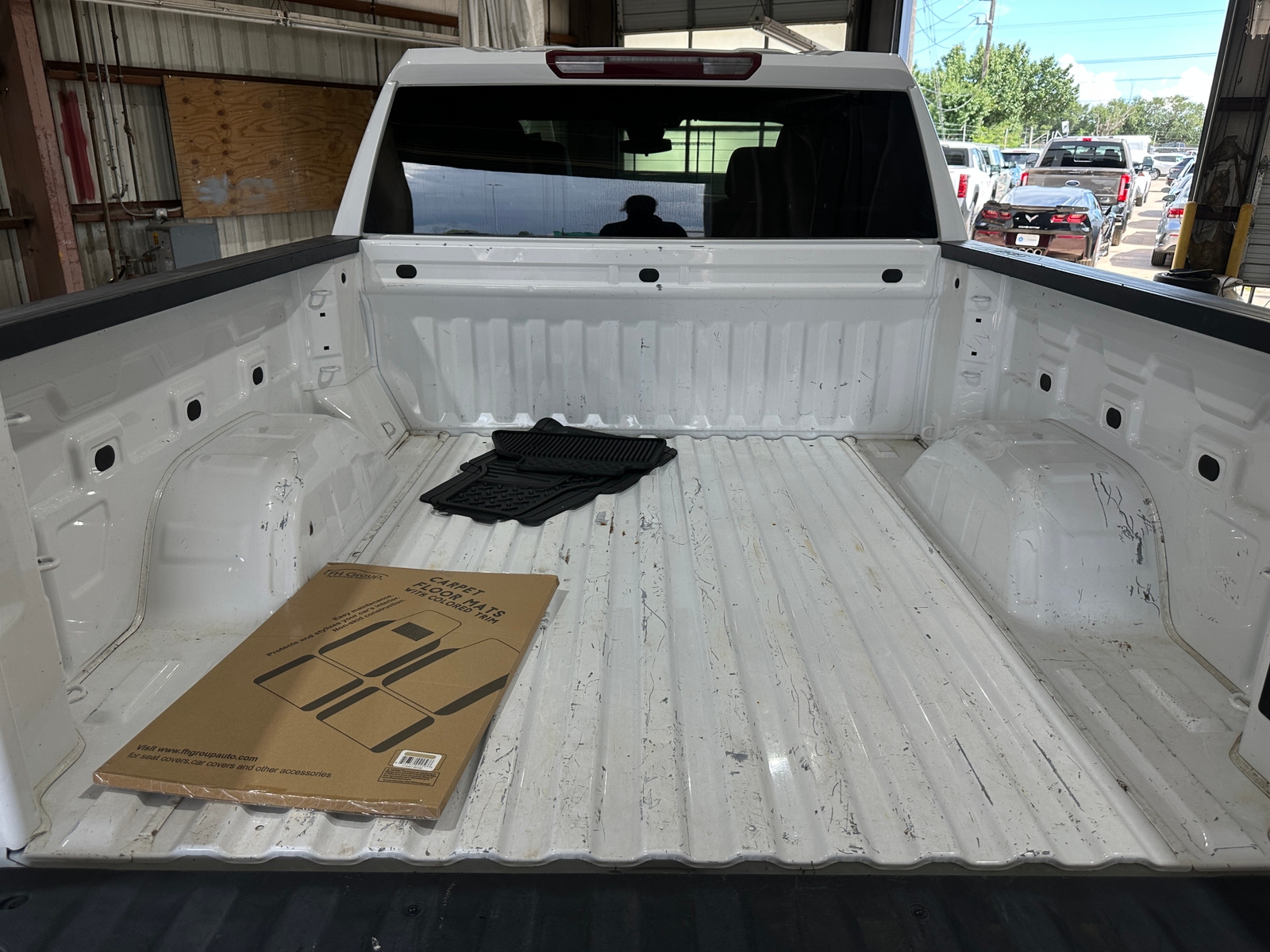 Thumbnail: 2023 GMC Sierra 1500 - 7