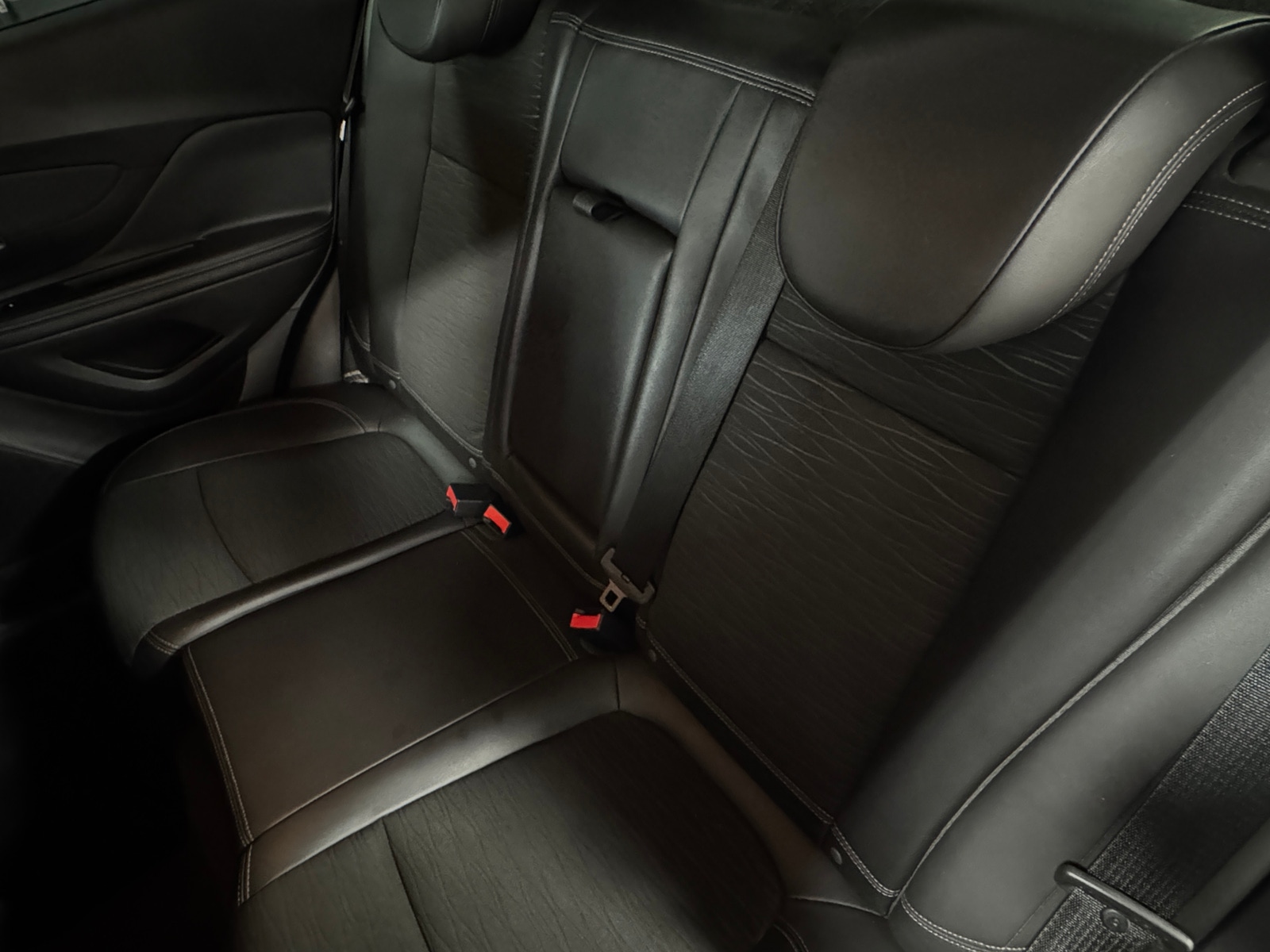 Thumbnail: 2015 Buick Encore - 6