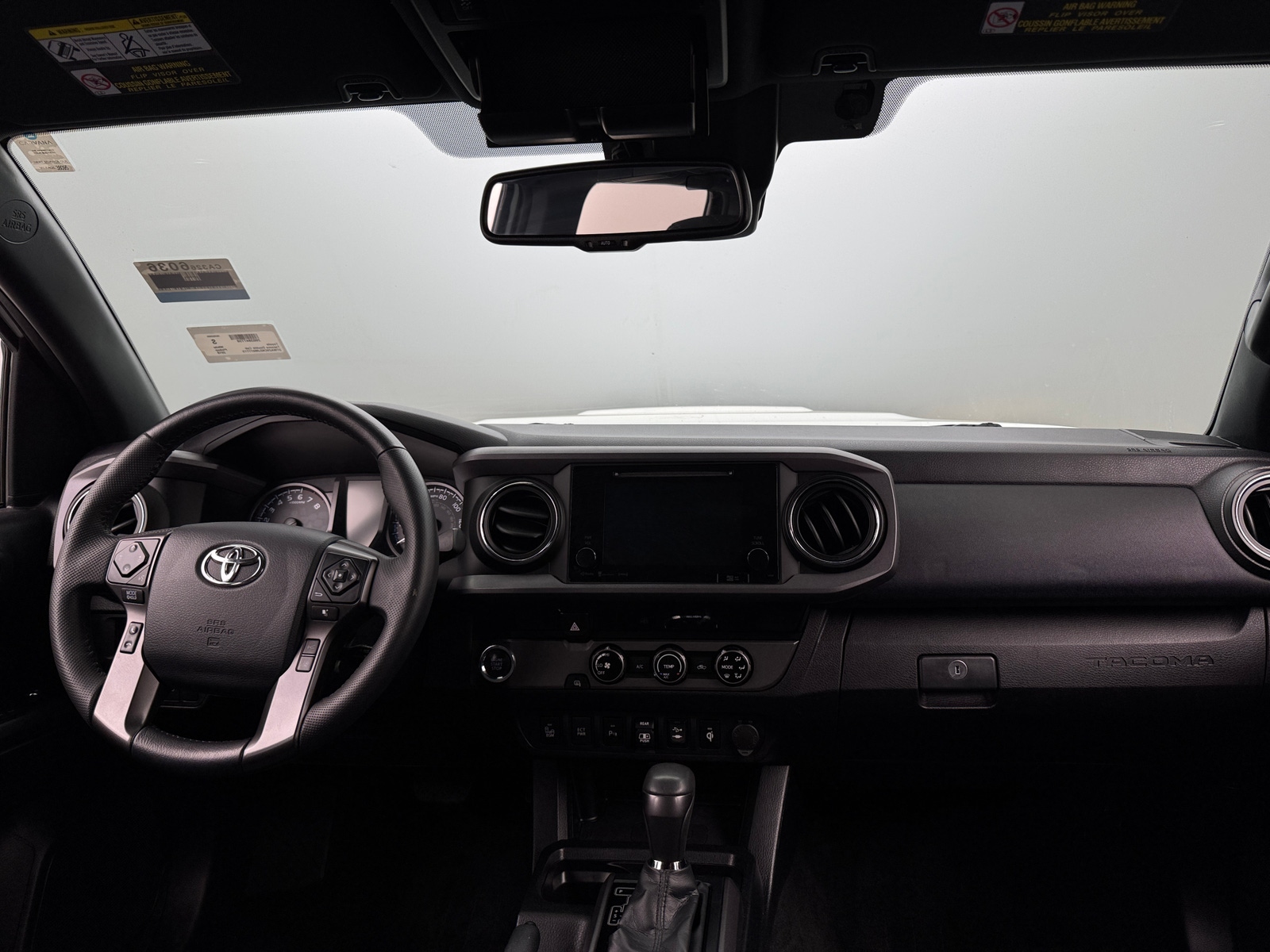 Thumbnail: 2018 Toyota Tacoma - 3