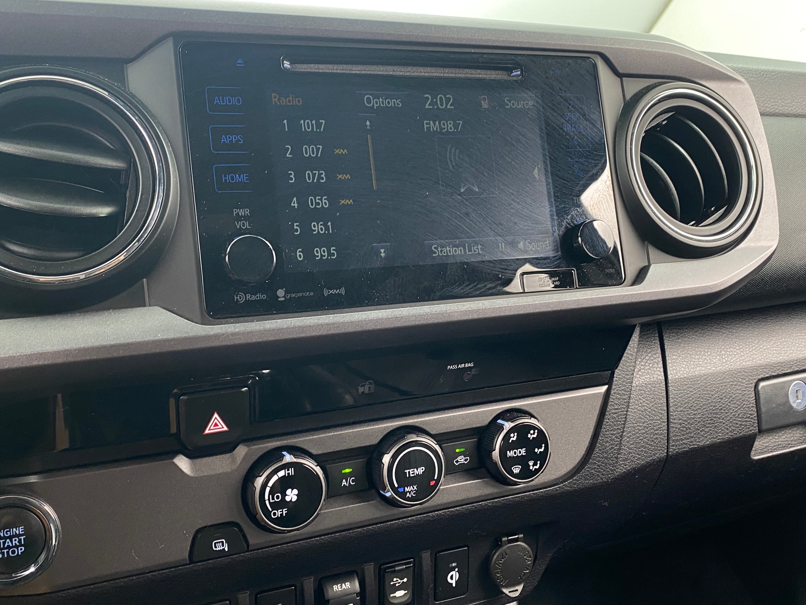 Thumbnail: 2018 Toyota Tacoma - 4