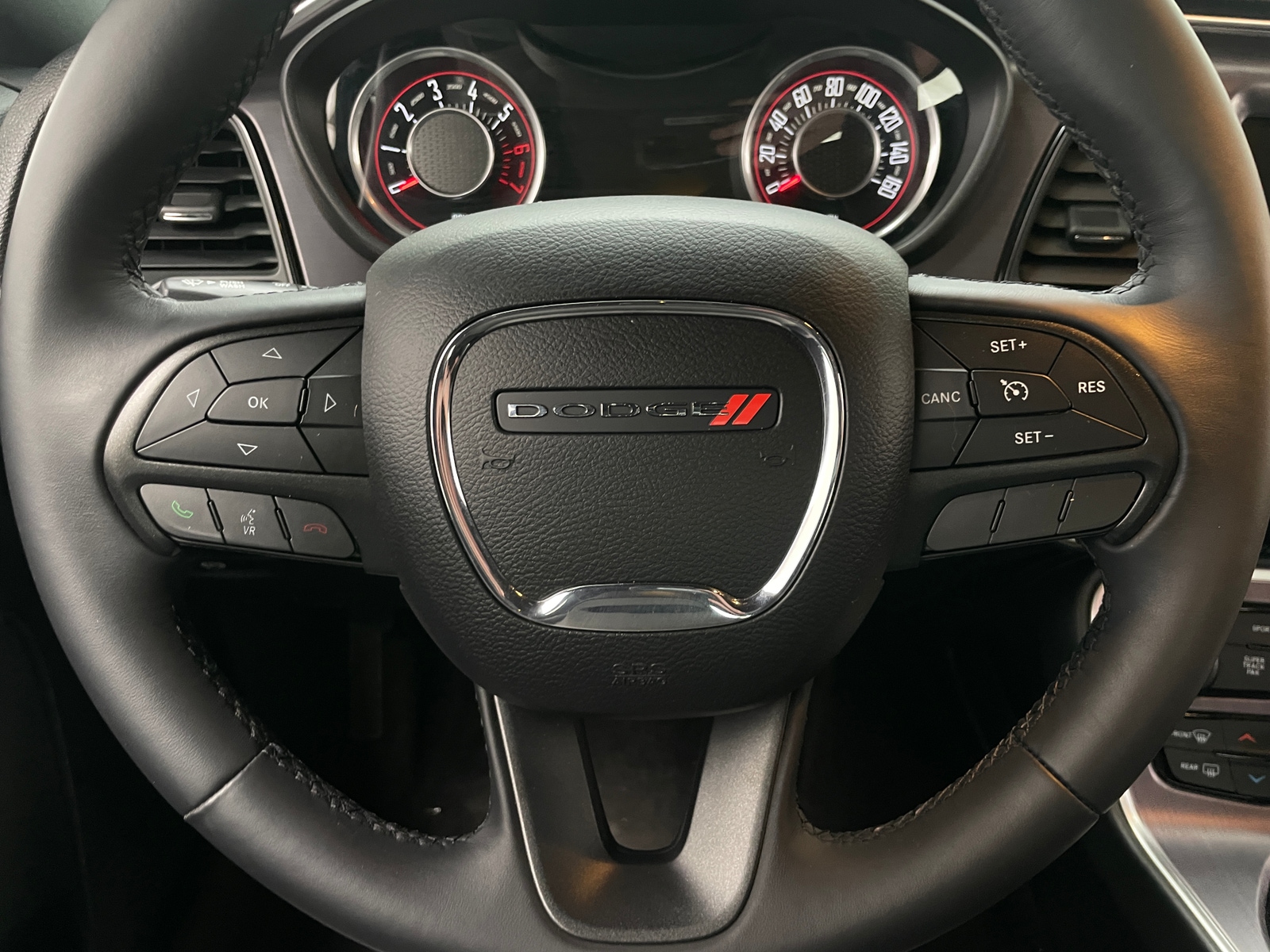 Thumbnail: 2015 Dodge Challenger - 4