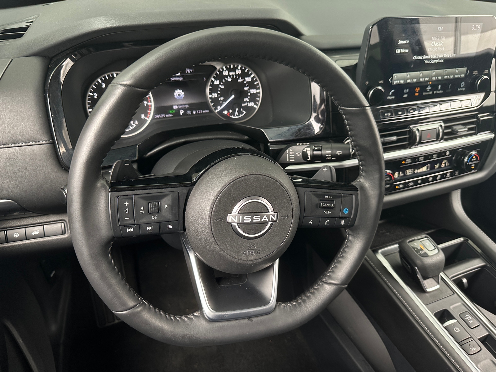 Thumbnail: 2024 Nissan Pathfinder - 4