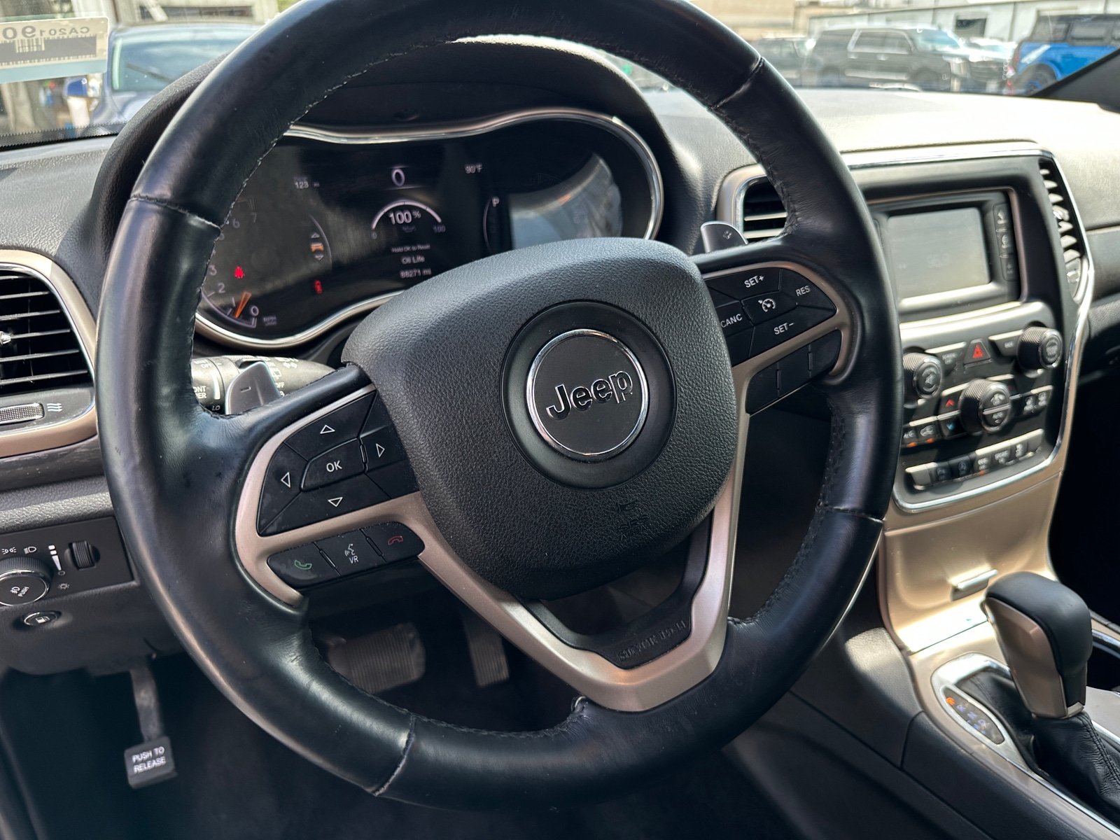 Thumbnail: 2016 Jeep Grand Cherokee - 5