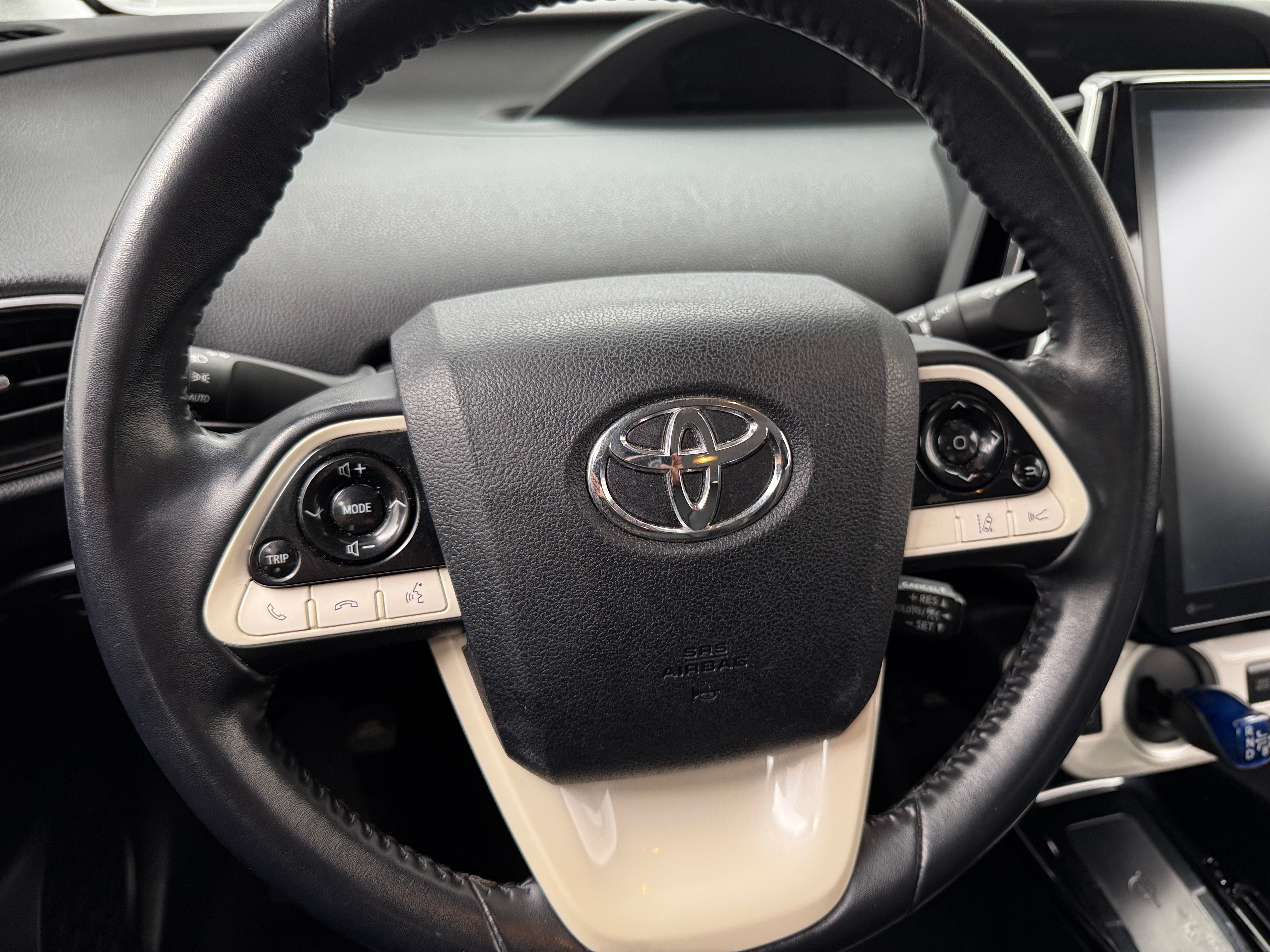 Thumbnail: 2019 Toyota Prius Prime - 4