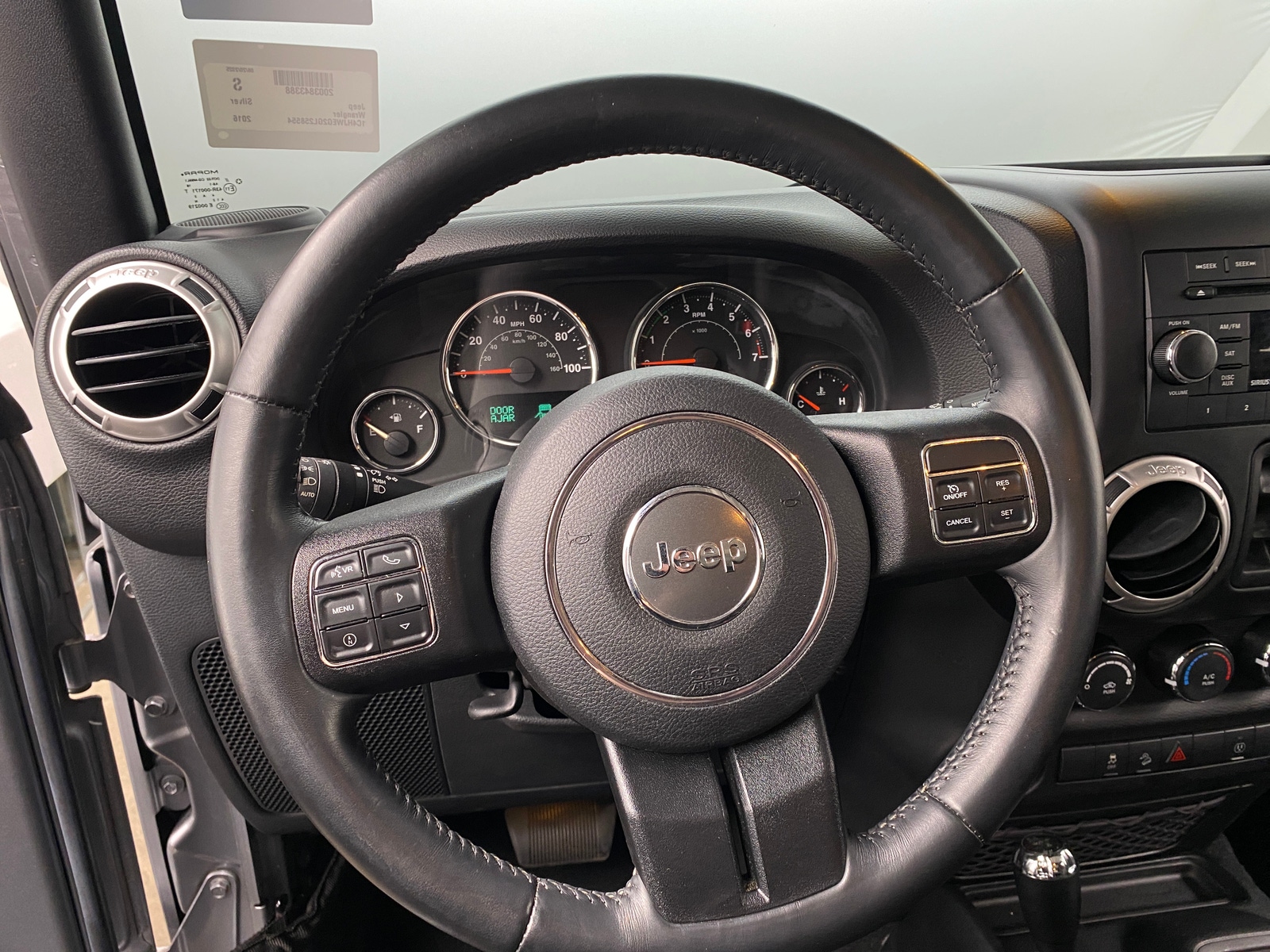 Thumbnail: 2016 Jeep Wrangler - 5