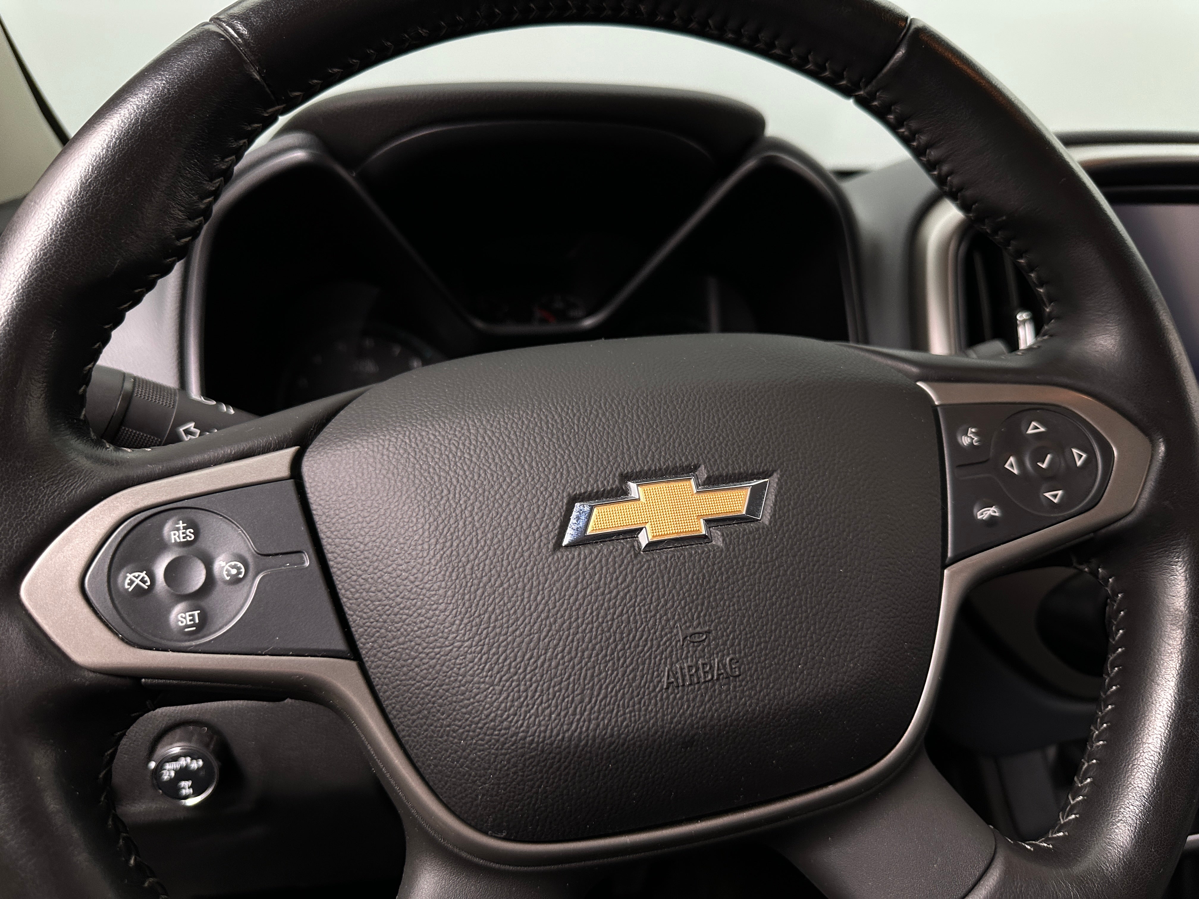 Thumbnail: 2018 Chevrolet Colorado - 4