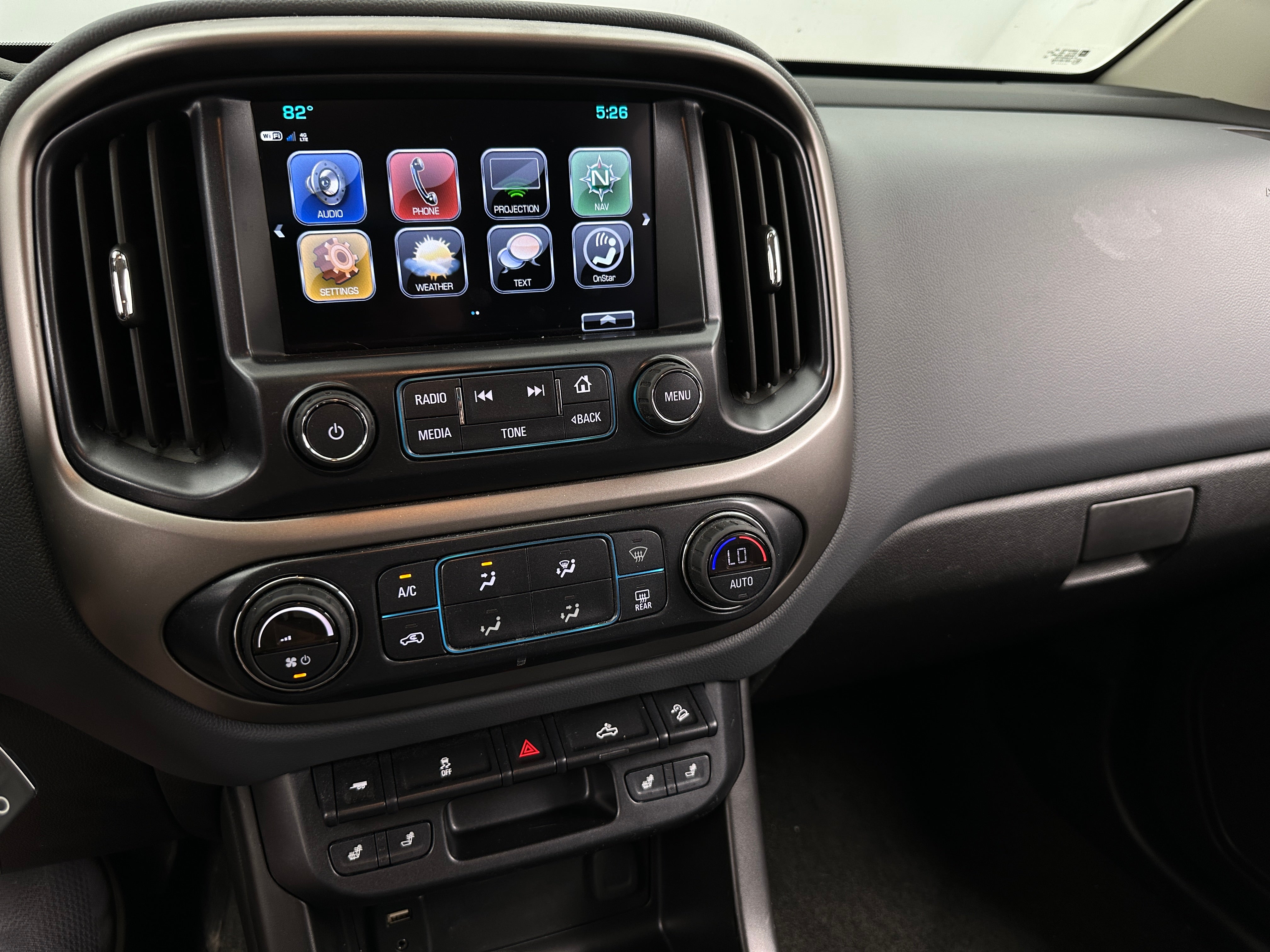 Thumbnail: 2018 Chevrolet Colorado - 3