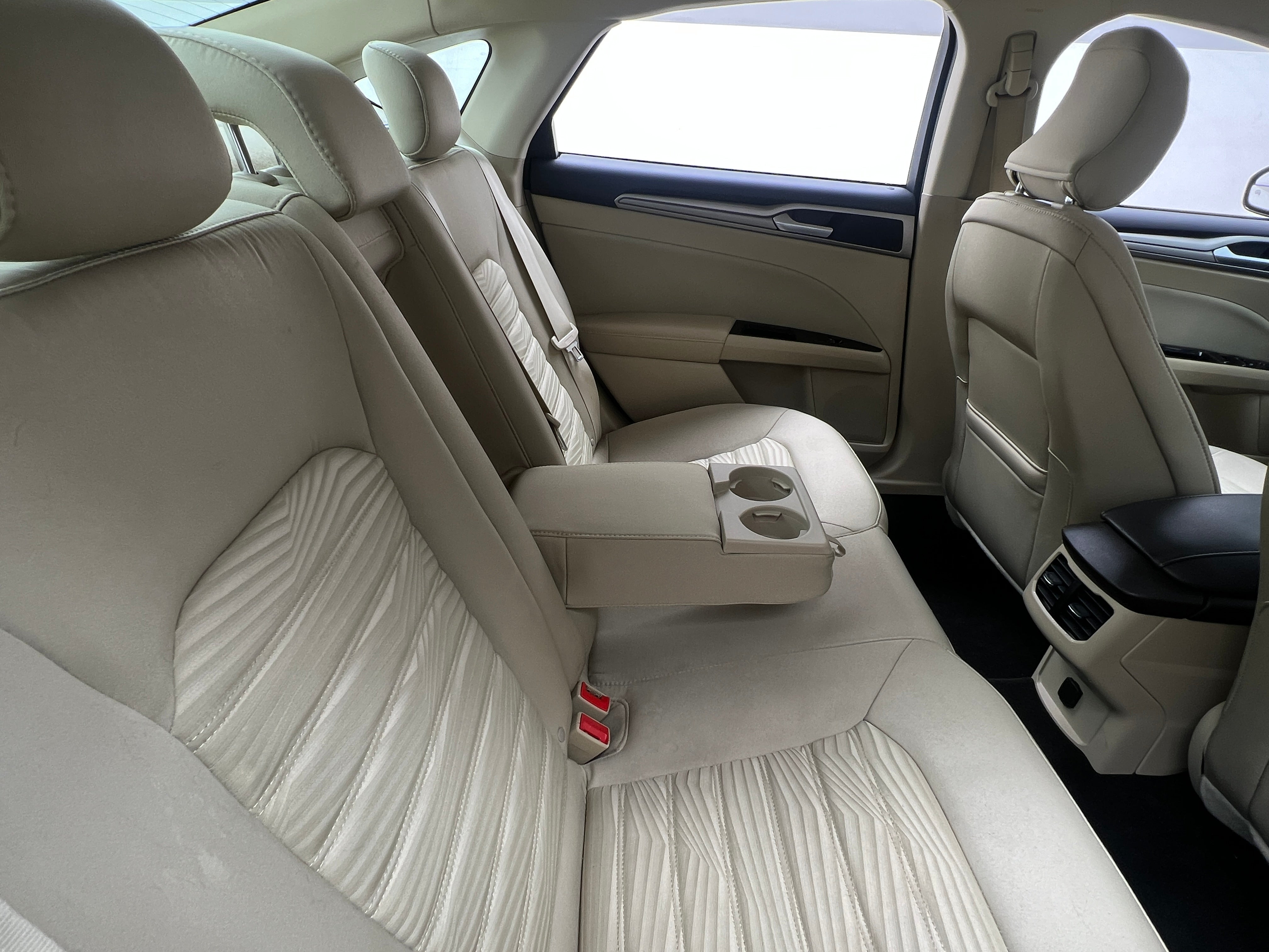 Thumbnail: 2016 Ford Fusion - 6