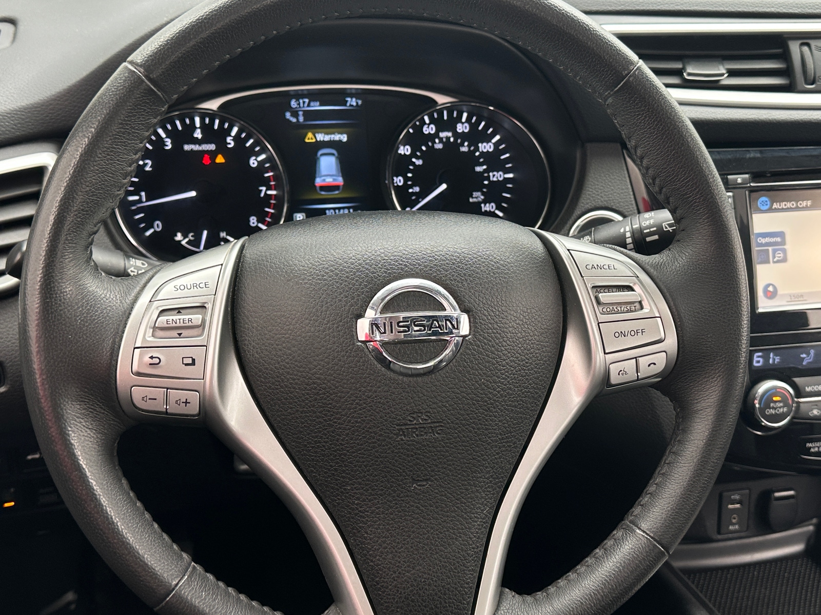 Thumbnail: 2016 Nissan Rogue - 4