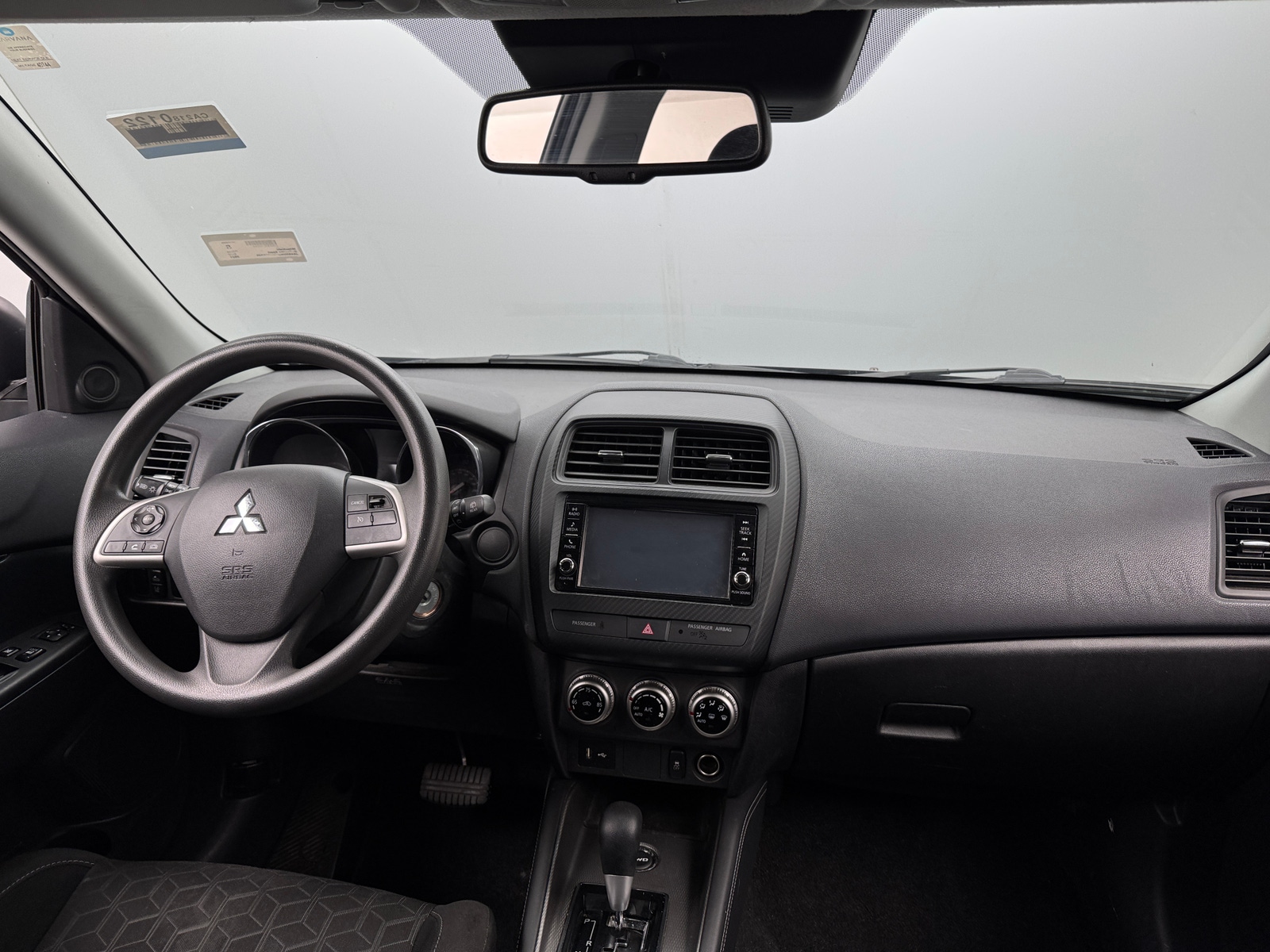 Thumbnail: 2021 Mitsubishi Outlander Sport - 3