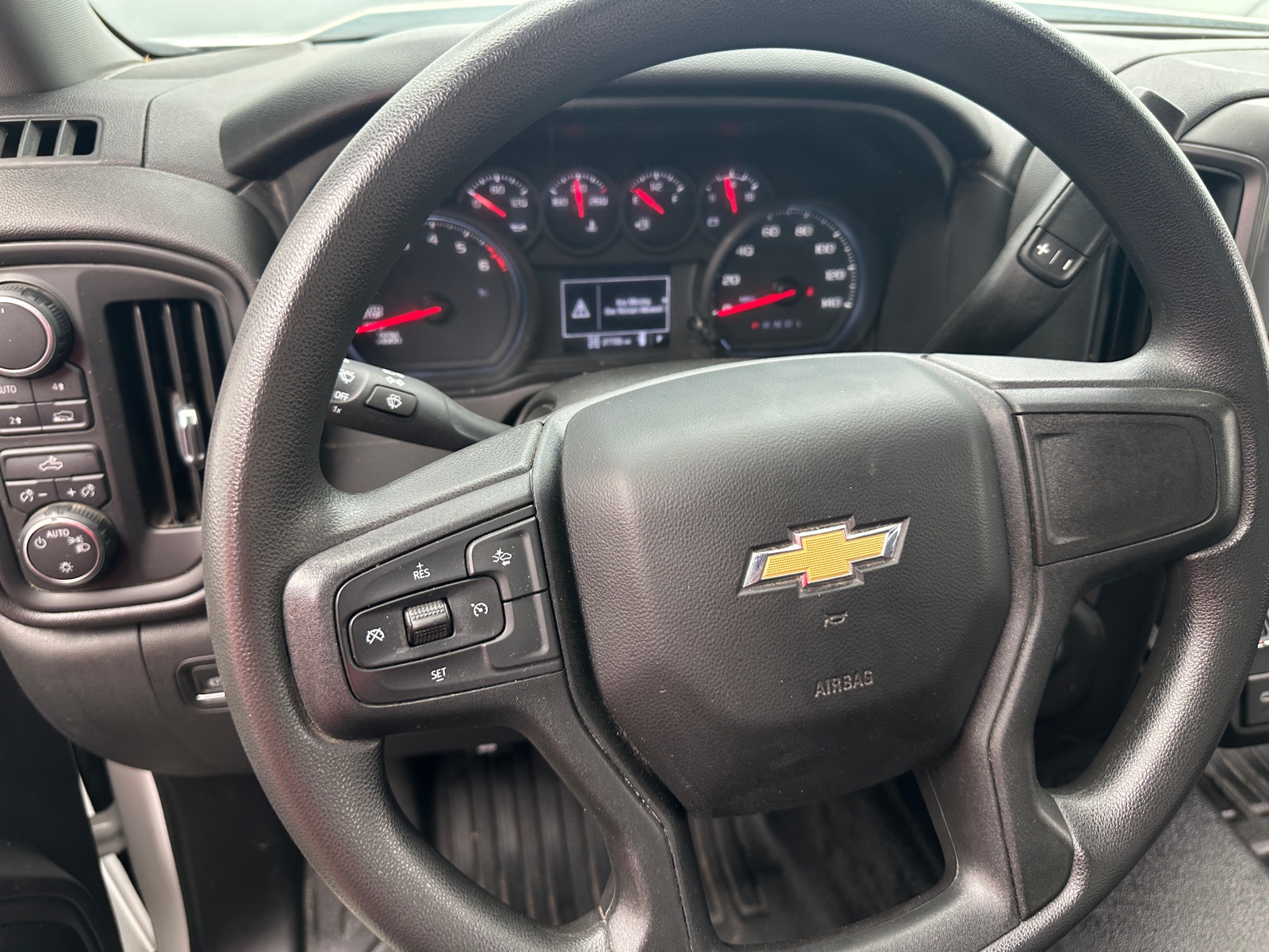 Thumbnail: 2023 Chevrolet Silverado 1500 - 5