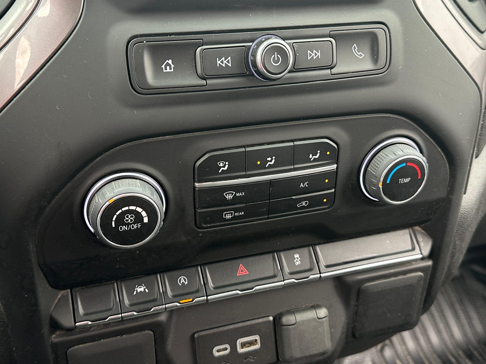 Thumbnail: 2023 Chevrolet Silverado 1500 - 4