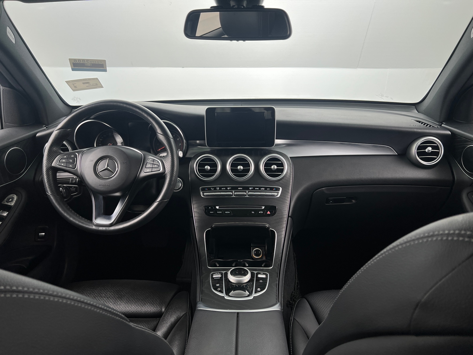 Thumbnail: 2018 Mercedes-Benz GLC - 3