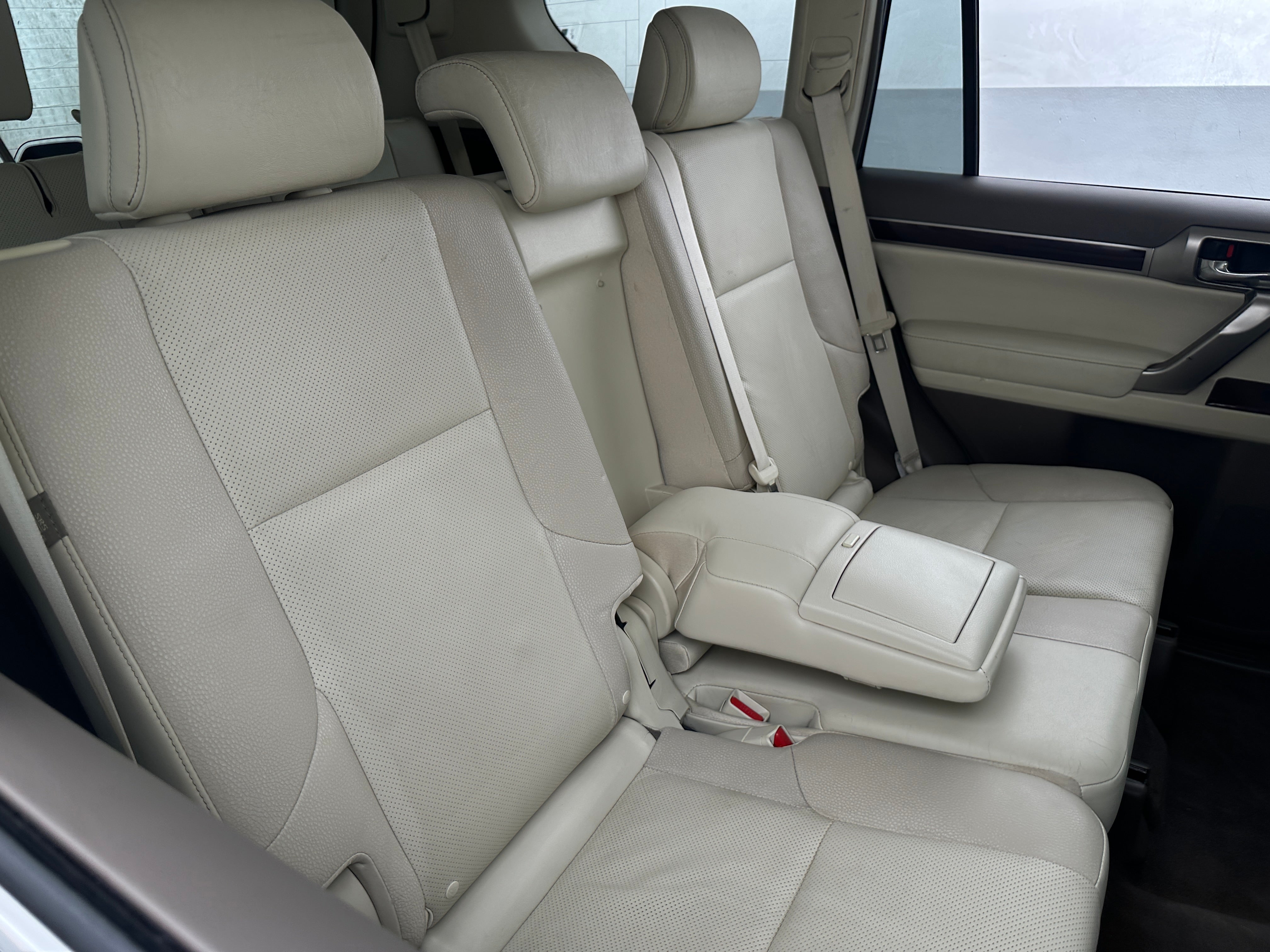Thumbnail: 2015 Lexus GX - 5