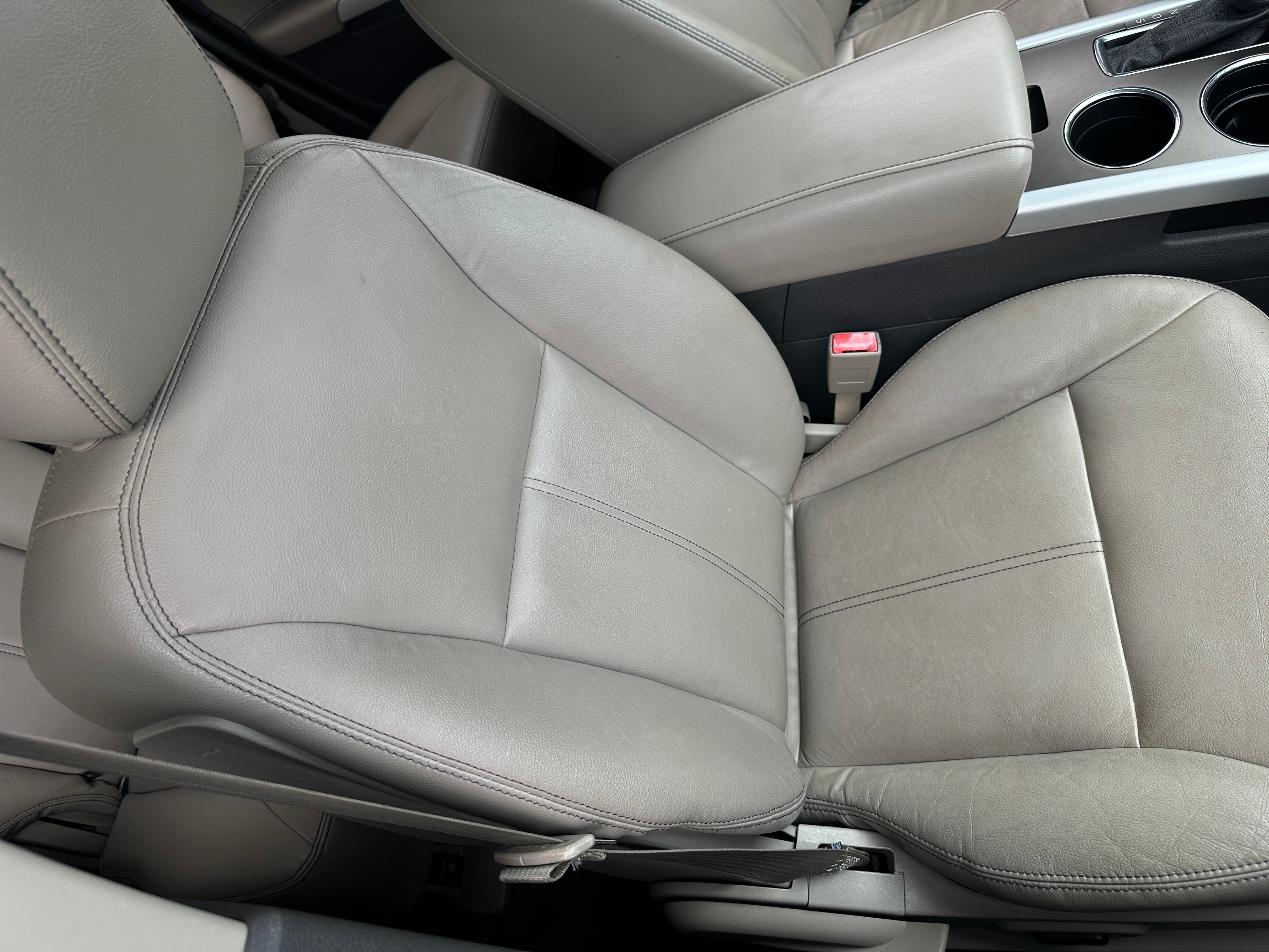 Thumbnail: 2013 Ford Edge - 2