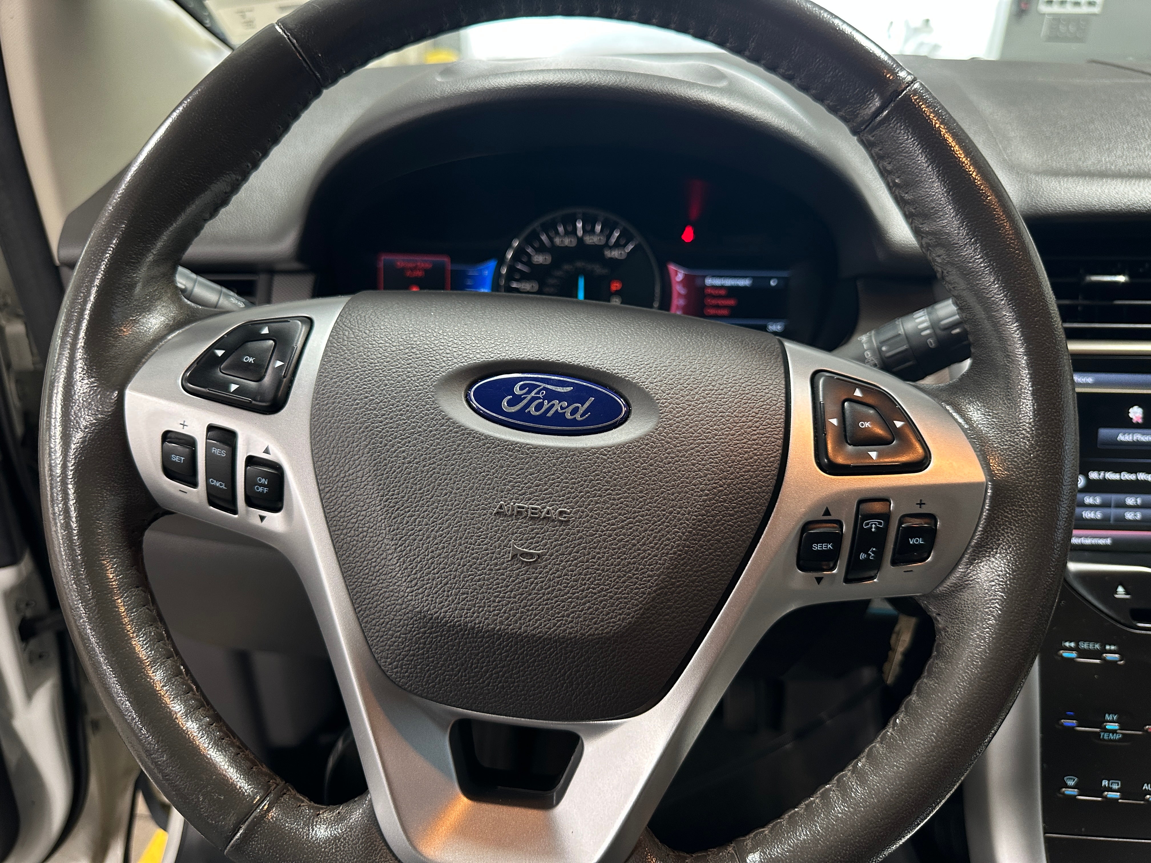 Thumbnail: 2013 Ford Edge - 5