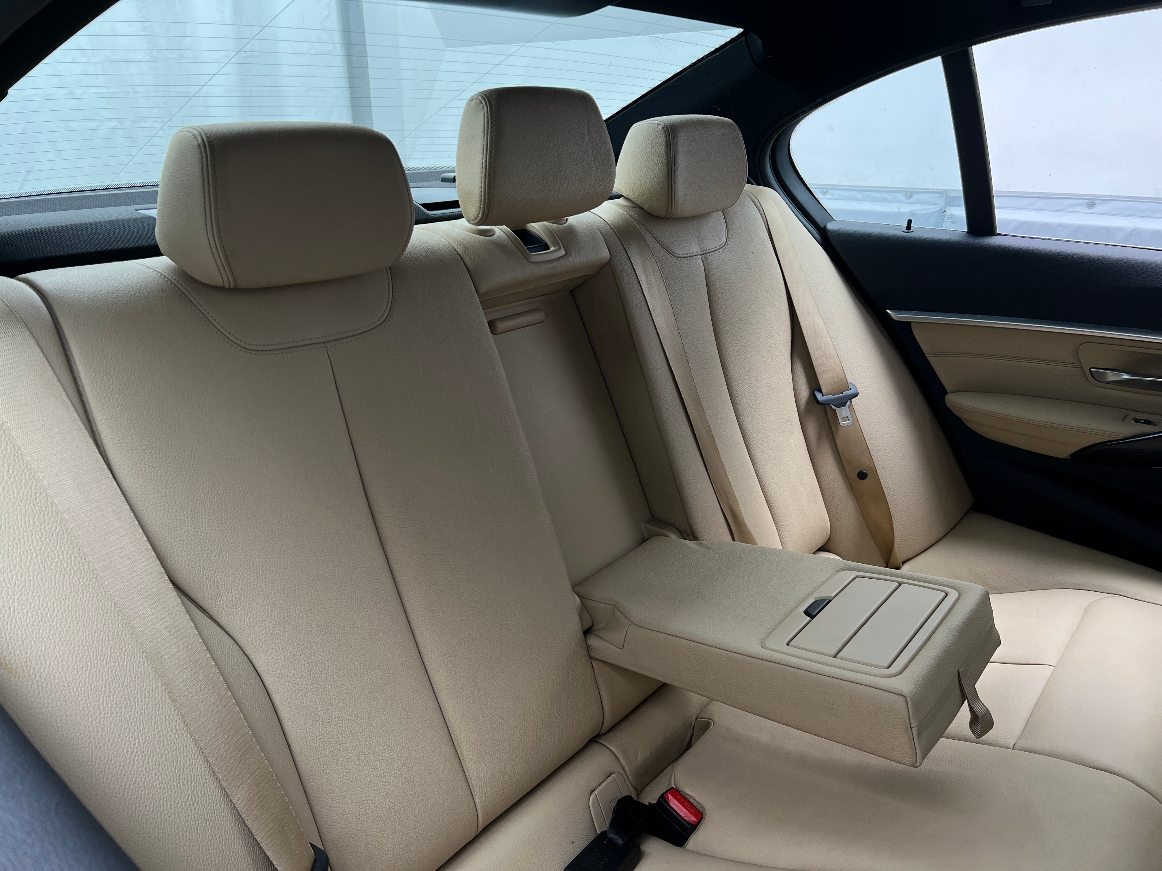 Thumbnail: 2017 BMW 3 Series - 5