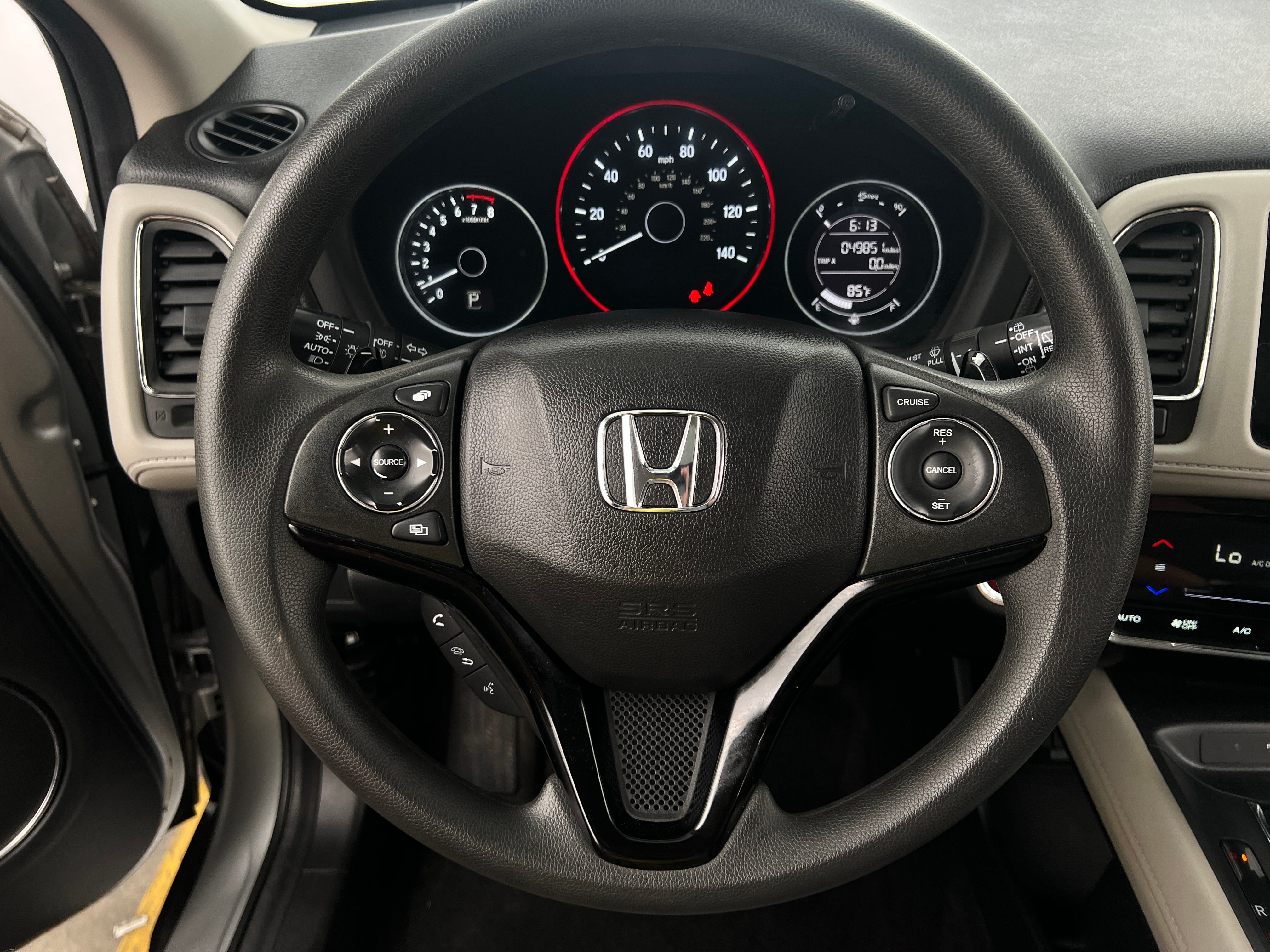Thumbnail: 2016 Honda HR-V - 5