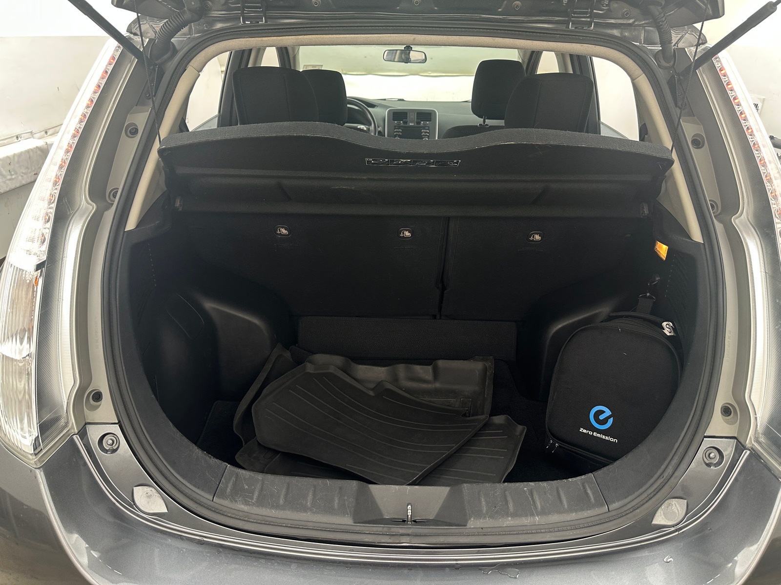 Thumbnail: 2015 Nissan Leaf - 7